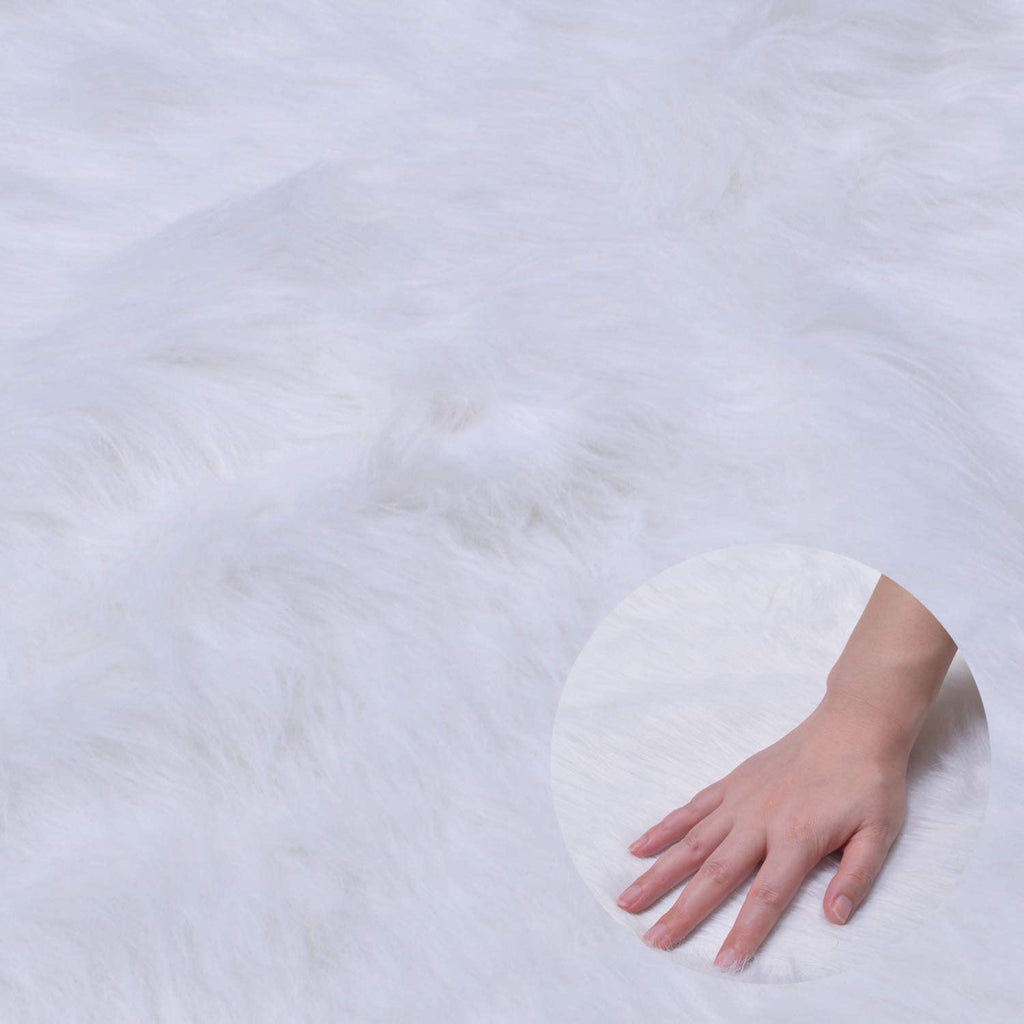 YEAHOME Valentines Day Decorations for Tree Skirt, 36" Love Heart Pattern Tree Skirts for Valentines Day Decor, Double-Sided St Patricks Day Clover Tree Skirt for Holiday Party Decorations