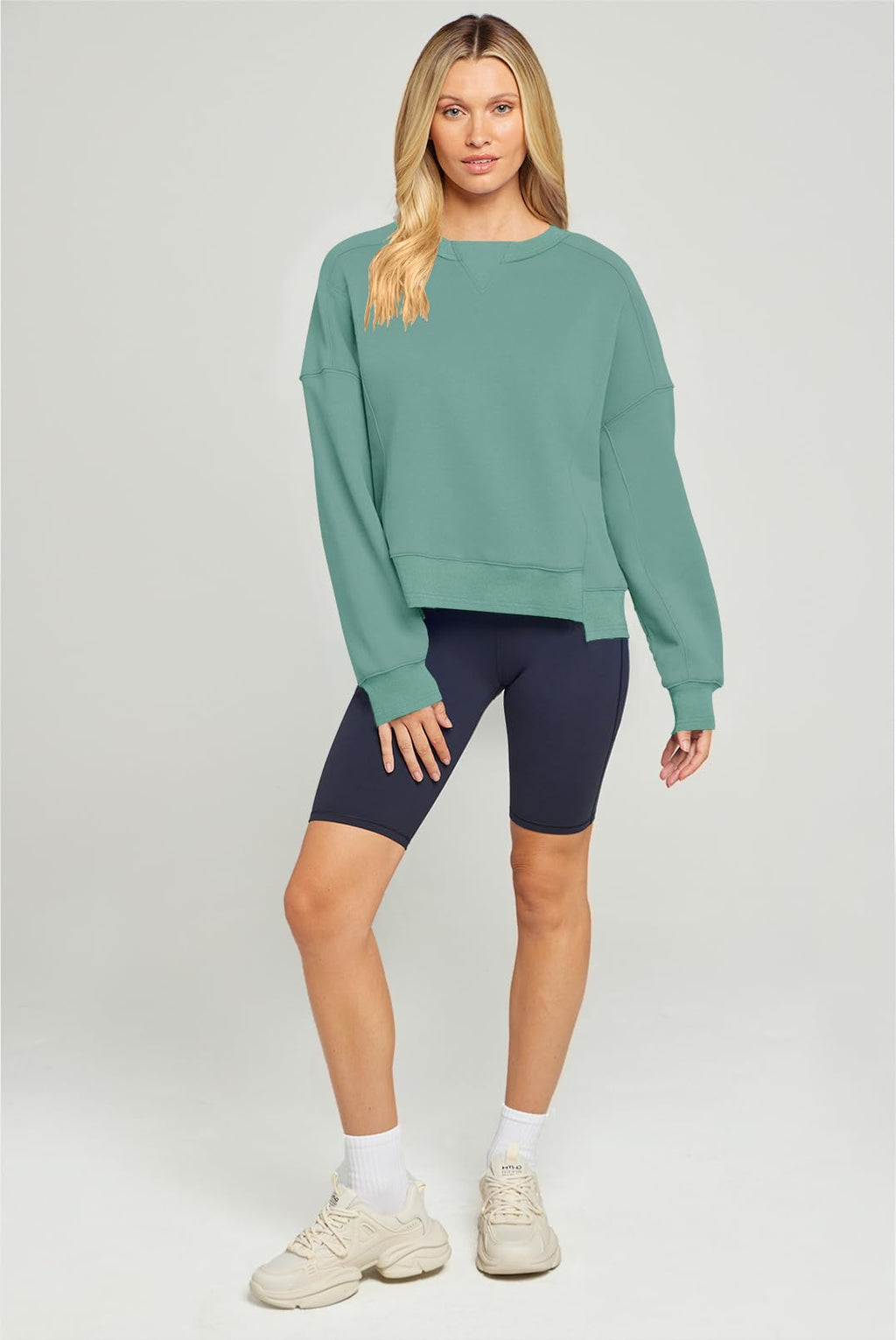 MEROKEETY Women's Oversized Cropped Sweatshirts Crewneck Trendy Workout Pullover Sweater Fall Outfits