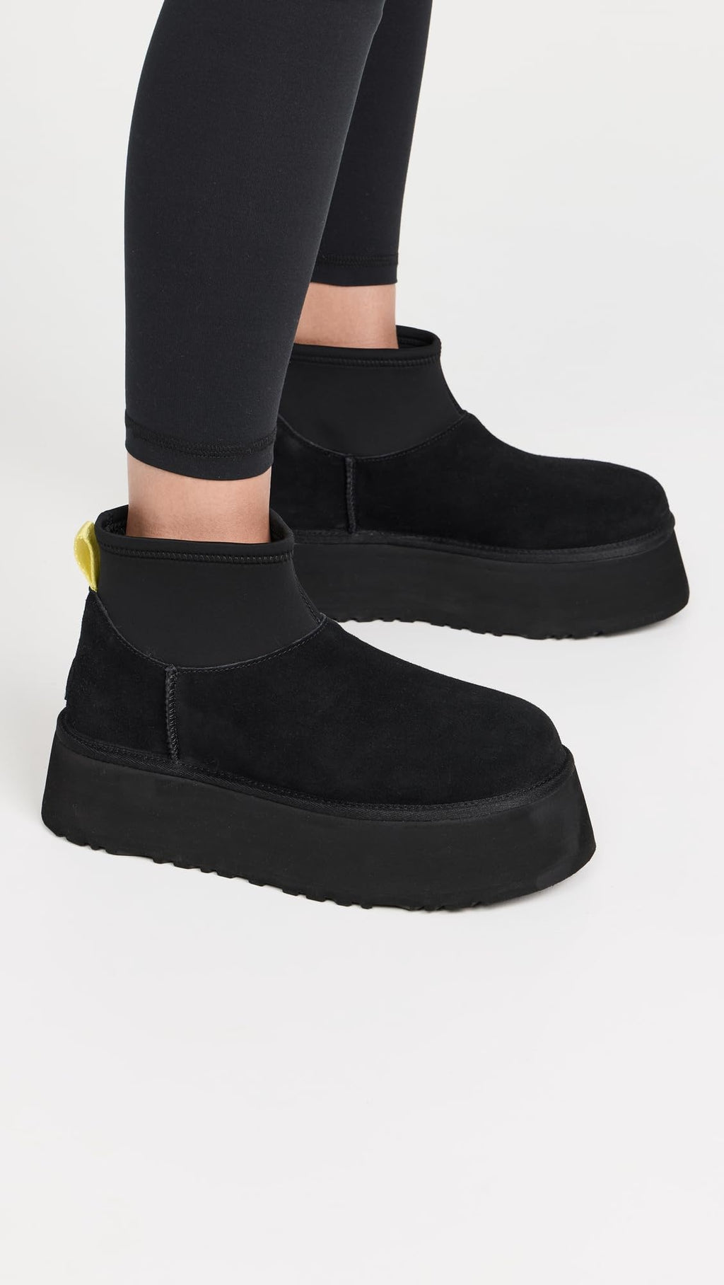 UGG Women's Classic Mini Dipper