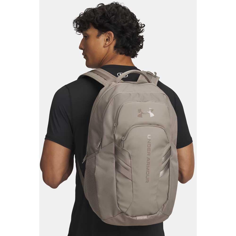 Under Armour Unisex, Hustle 6.0 Pro Backpack (001) Black/Black/Black One Size Fits Most