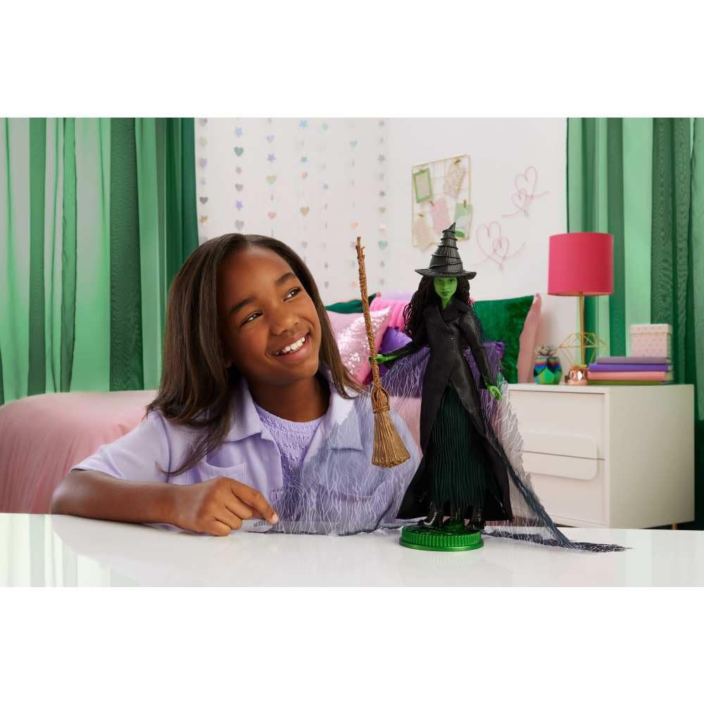 Mattel Universal Pictures Wicked: Muñeca de moda Elphaba For Good de lujo con atuendo extraíble y 4 accesorios, inspirada en la película