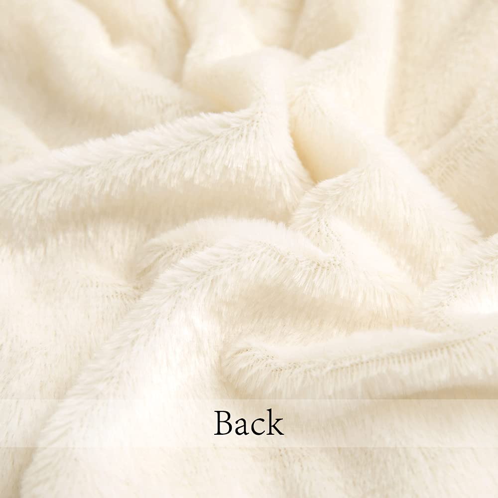 ANRODUO Pack of 2 Baby Pink Throw Pillow Covers Luxury Fluffy Pillows Faux Fur Decorative Pillows Plush Cushion Case Fuzzy Mongolian Merin Style for Bed Couch Sofa Living Room Summer Decor 16x16 Inch