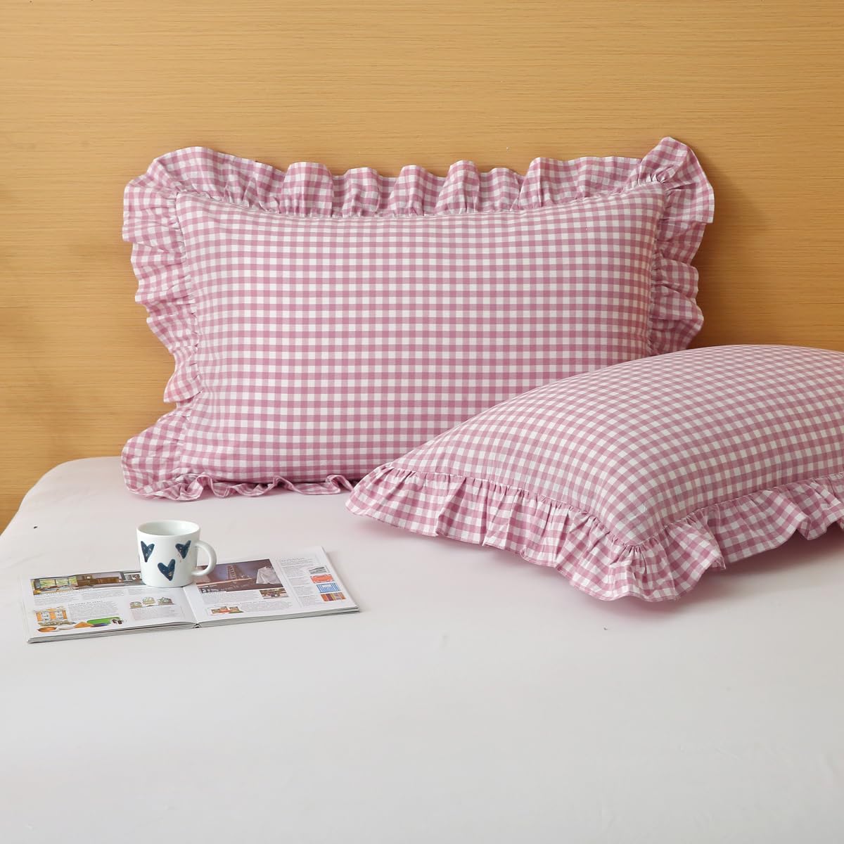 Silnuo Green/White Plaid Ruffled Queen Size Pillow Shams Set of 2,Washed Cotton Shabby Checkered Gingham Farmhouse Bed Pillow Covers 20"x30"