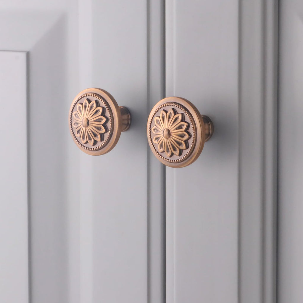 4 Pack Antique Brass Cabinet Knobs Vintage,1-2/5" Round Antique Kitchen Handles for Cabinets and Drawers Vintage Brass Dresser Drawer Knobs