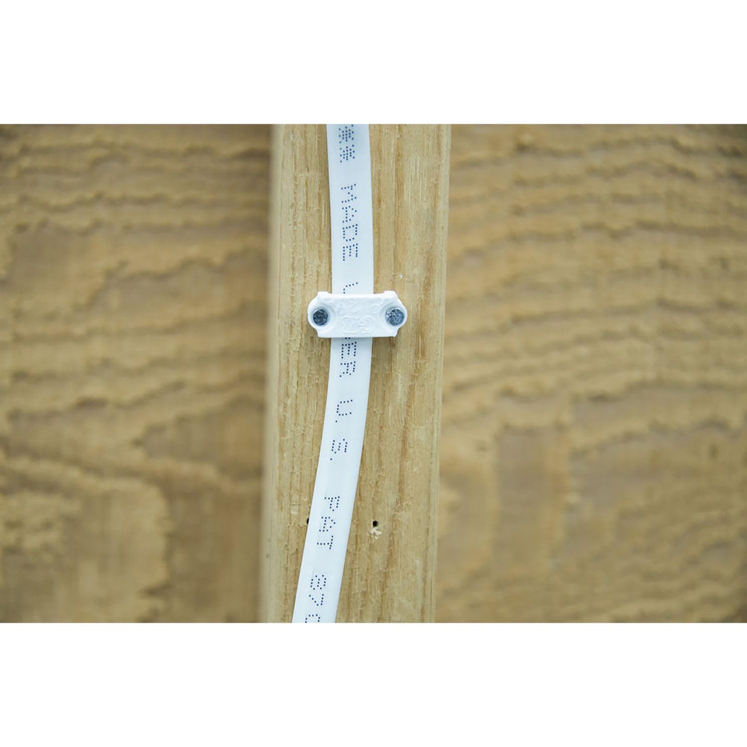 Gardner Bender PS-150Z Plastic Staple, ½ Inch., Secures Romex, UF & (NM) Non-Metalic Cable, Polyethylene - UV Resistant, Splinter Free, Application: 14/2, 12/2, 10/2 (NM) Non-Metalic Cable, 100 Pk., White