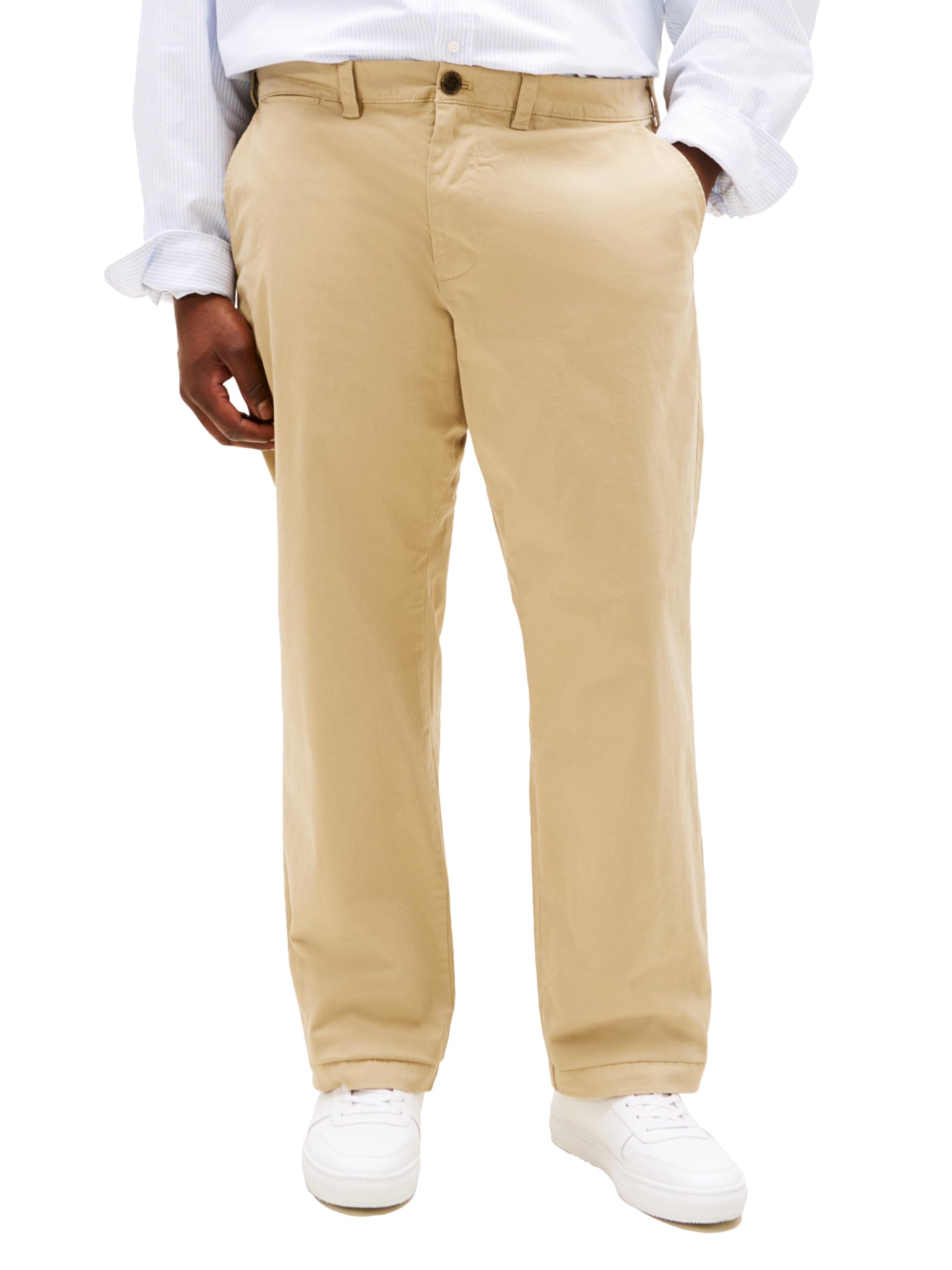 Tommy Hilfiger Men's Big & Tall Stretch Cotton Chino Pants in Classic Fit