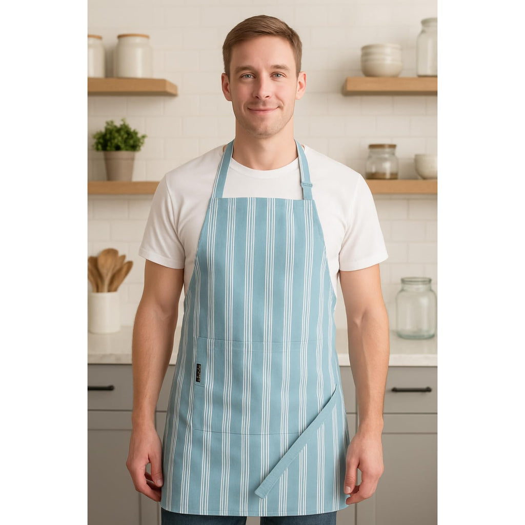 AMOUR INFINI Cotton Aprons for Women with Pocket, Adjustable Strap & Waist Ties - Washable Aprons for Baking, Cooking, Gardening (27.5 x 33 Inches - Blooming Floral)