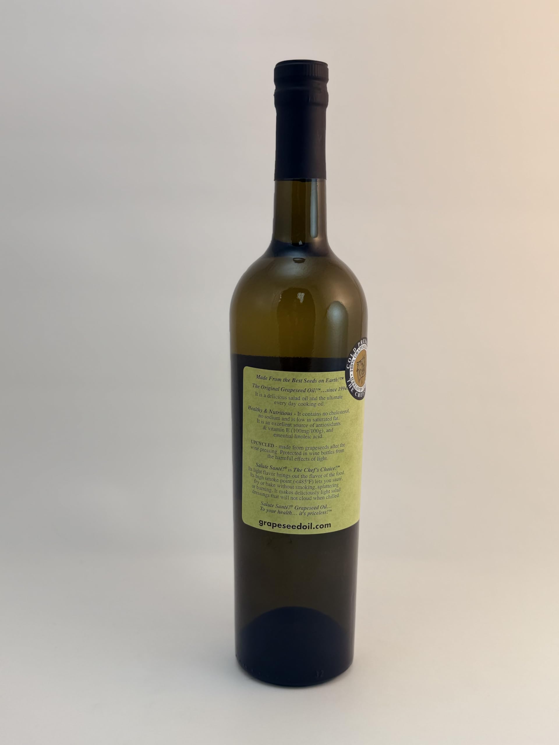 Salute Santé! Cold Pressed Grapeseed Oil – 500 ml 1-Pack — cooking oil, grapeseed oil — High Smoke Point, Neutral Flavor, Ideal for Frying, Baking & Salad Dressings Gourmet kitchen essential