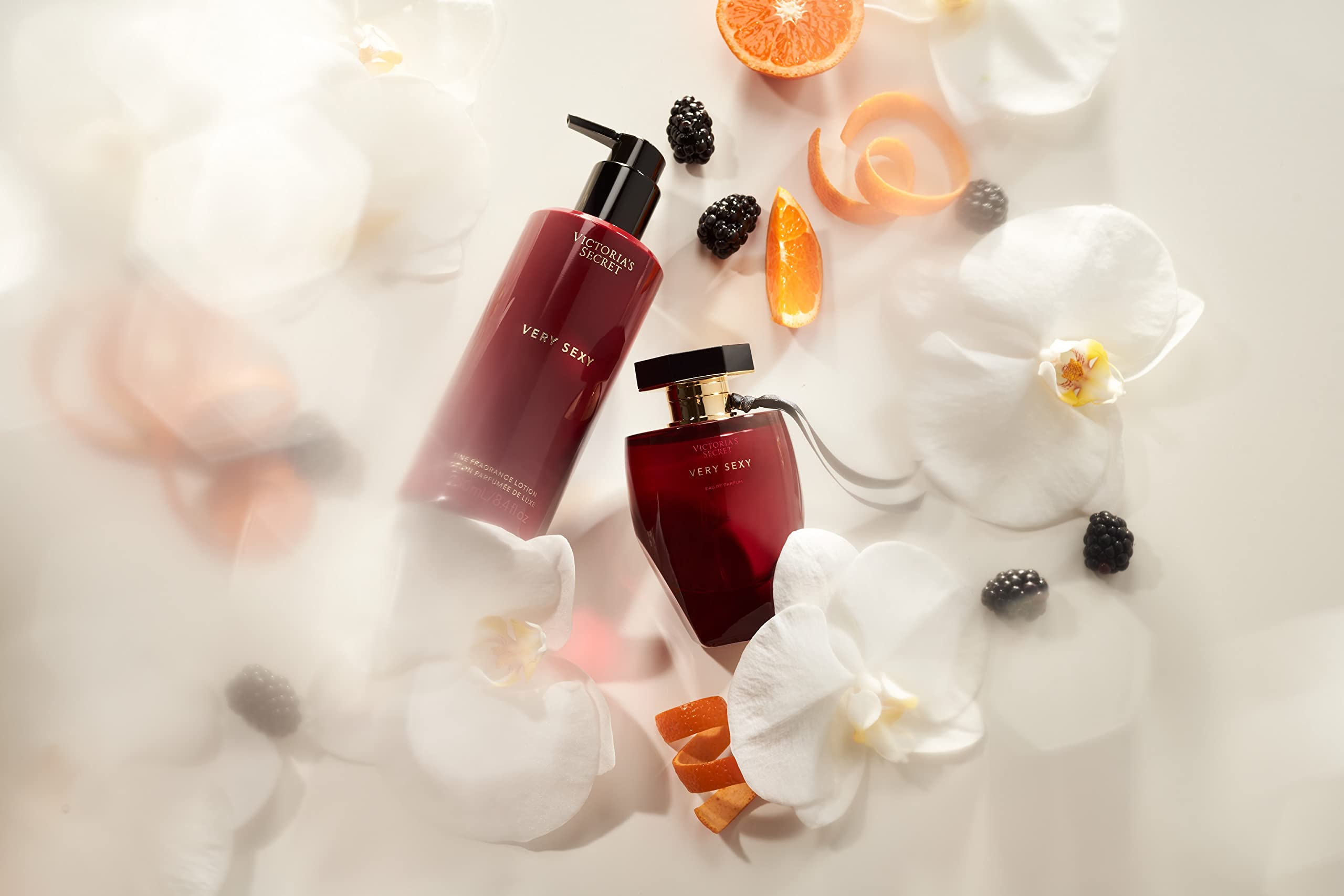 Victoria's Secret Bare Fragrance Mini Mist, notas de sándalo australiano, mandarín de Madagascar y violeta egipcia, spray corporal para mujer (2.5 onzas)