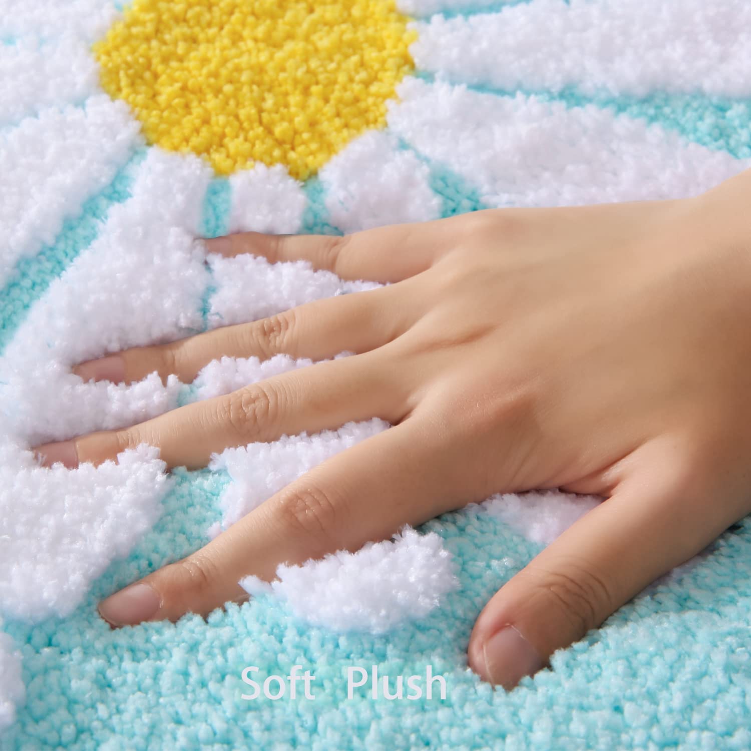 QJHOMO Beige Bathroom Rugs Cute Daisy Bath Mat White and Yellow Flower Decor Rug Non Slip Floor Carpet Microfiber Bathmat Super Absorbent Machine Washable Bathtub Mats for Shower (16x24 inch)
