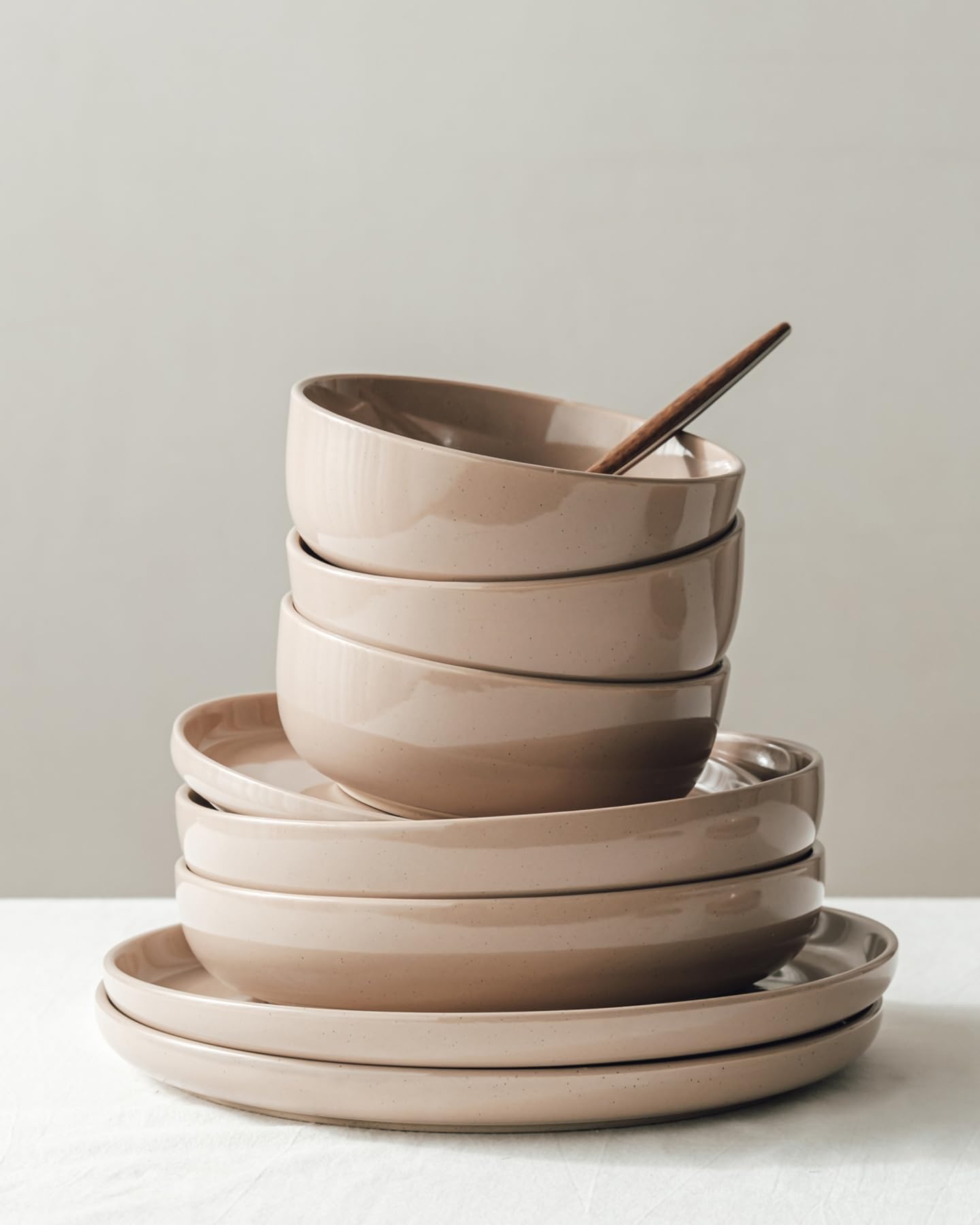 Famiware Pluto Stoneware Dinnerware Sets, 12-Piece Double Reactive Glaze Plates and Bowls Sets, Dishware Sets for Everyday & Formal Dining, Irregular Edge Dishes, Service for 4, Matte Beige White