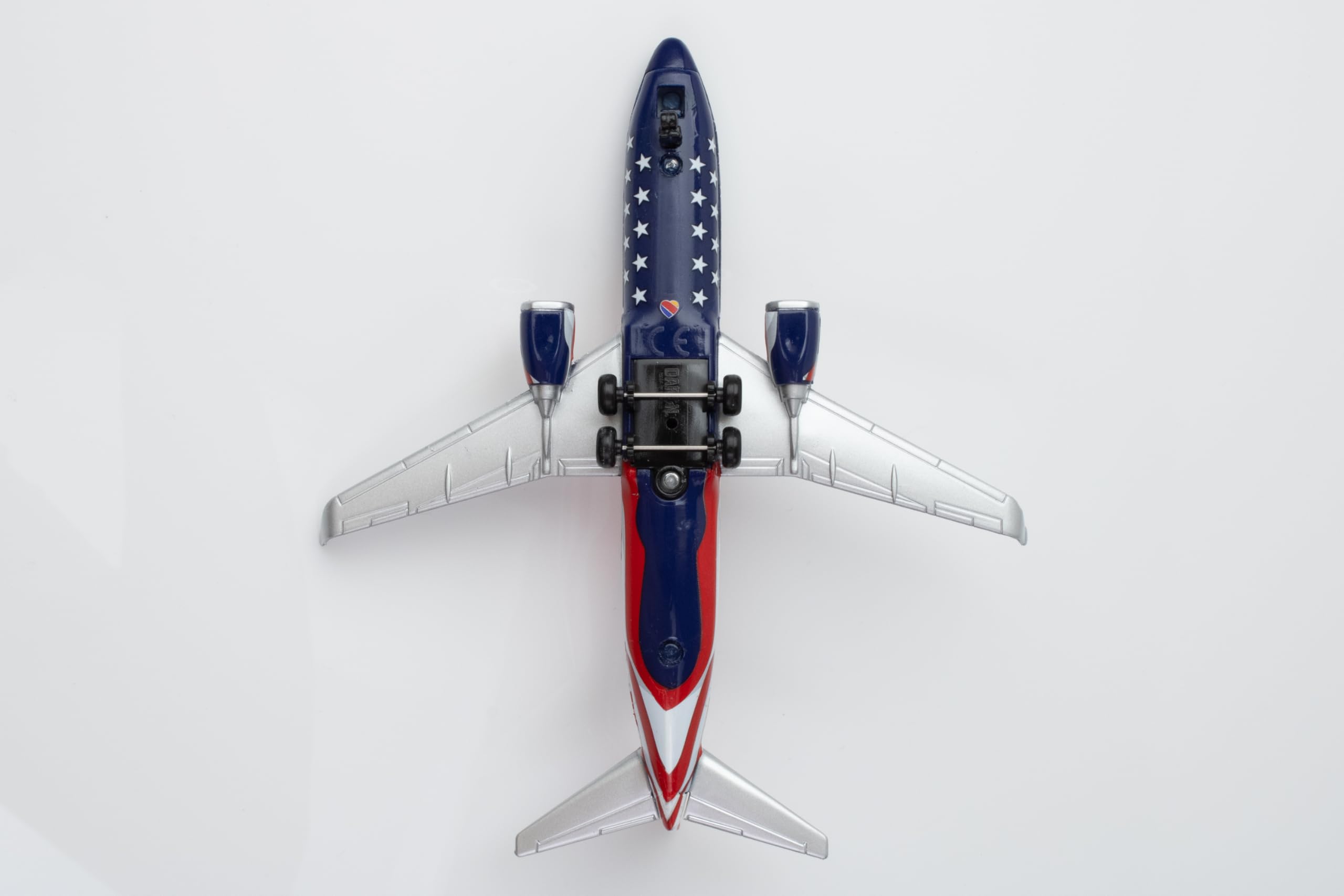 Daron Toy Airplane – Delta Air Lines Airbus A350 – Die-Cast Metal Model Airplane Toy with Plastic Parts for Kids Ages 3+