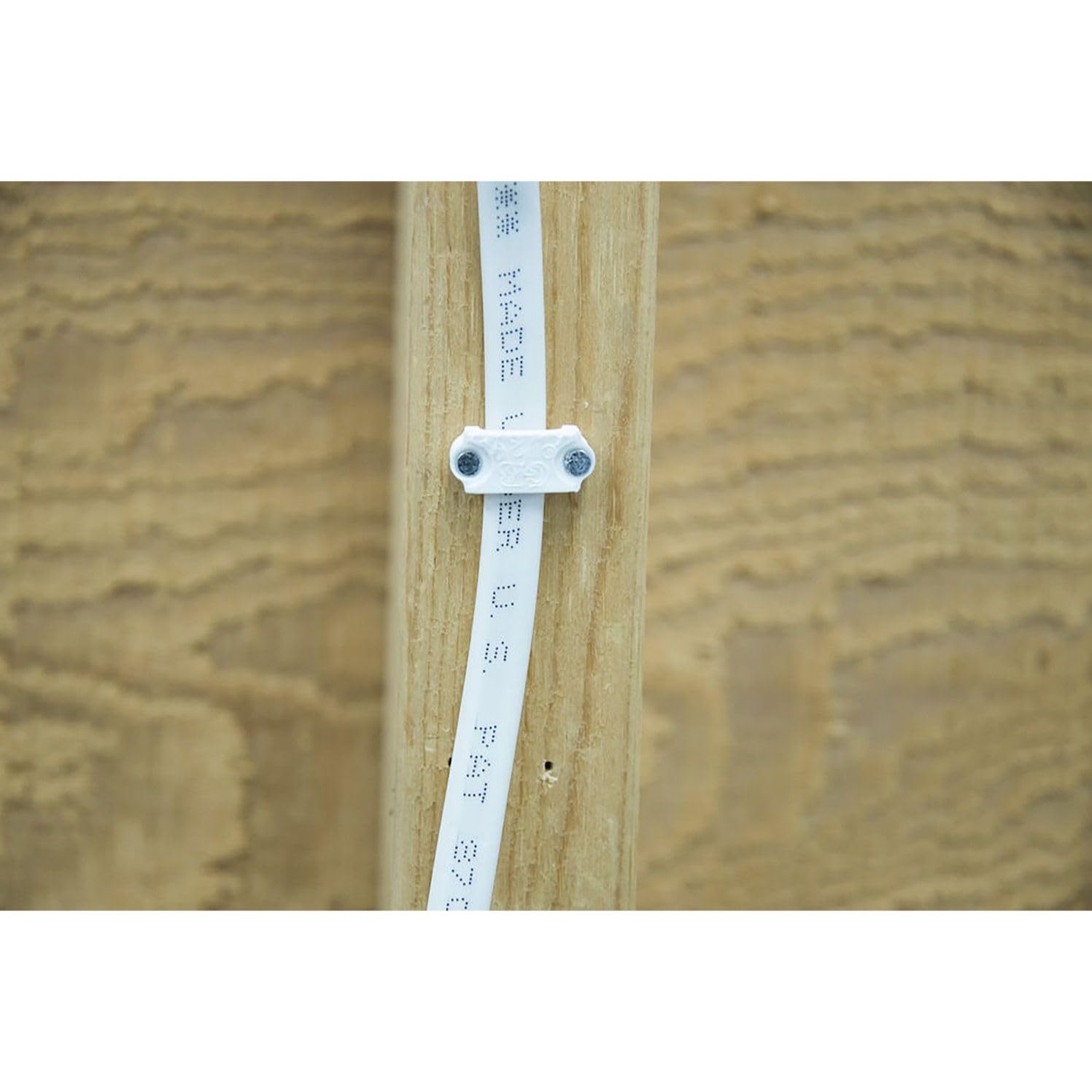 Gardner Bender PS-150Z Plastic Staple, ½ Inch., Secures Romex, UF & (NM) Non-Metalic Cable, Polyethylene - UV Resistant, Splinter Free, Application: 14/2, 12/2, 10/2 (NM) Non-Metalic Cable, 100 Pk., White