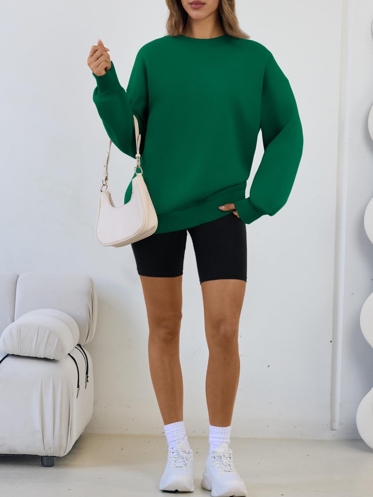 Trendy Queen Sweatshirts for Women Hoodies Oversized Crewneck Tops Sweaters Comfy Fall Winter Outfits Clothes 2026 Fashion
