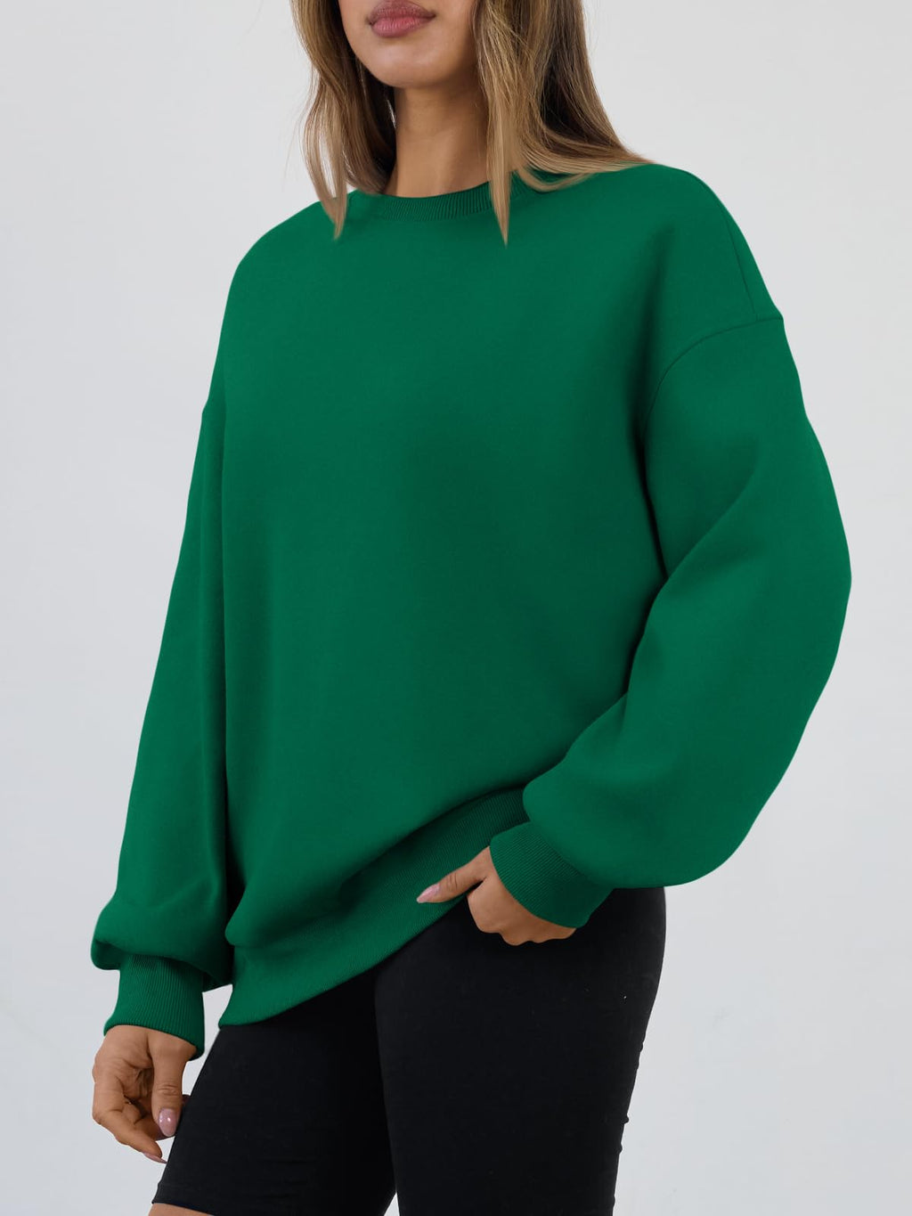 Trendy Queen Sweatshirts for Women Hoodies Oversized Crewneck Tops Sweaters Comfy Fall Winter Outfits Clothes 2026 Fashion