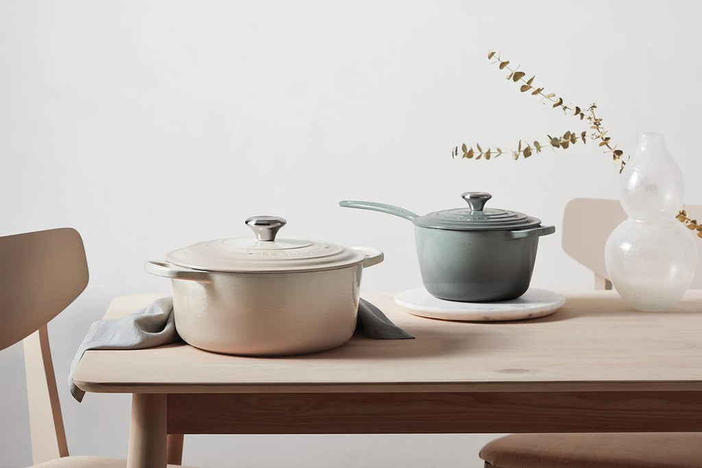 Le Creuset Enameled Cast Iron Signature Round Dutch Oven, 5.5 qt., Meringue
