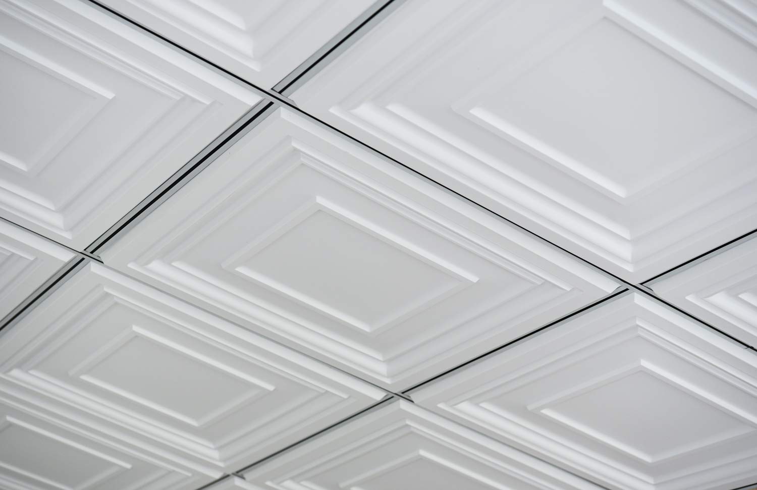 Art3d Drop Ceiling Tiles 24x24in. (12-Pack, 48 Sq.ft), Wainscoting Panels Glue Up 2ft x 2ft for Interior Décor in Living Room, Bedroom & Office, Star Black