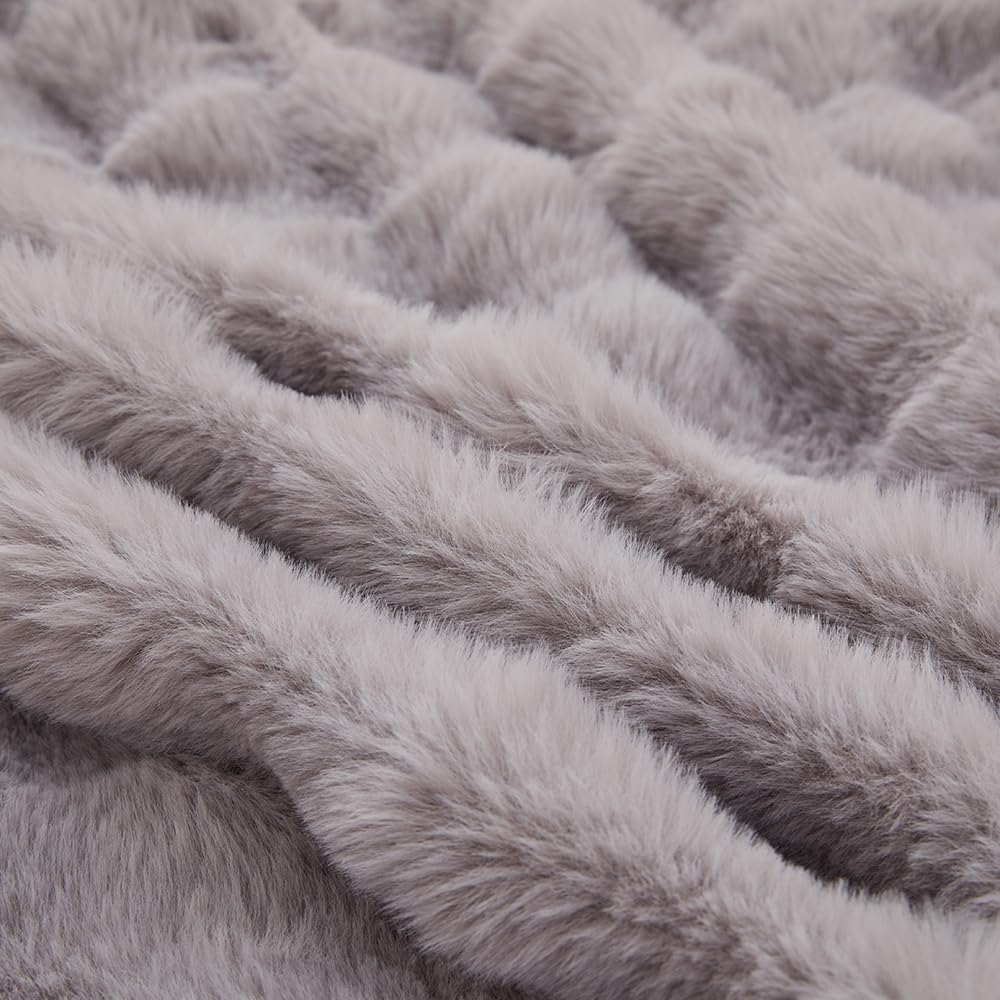 Faux Fur Kids Girls Purple Rainbow Comforter Sets Twin/Full - 3PC Bed Set Warm Comfortable Soft Plush Flannel Velvet Fluffy Fuzzy Bedding（Comforter x 1 Pillowcases x 2）