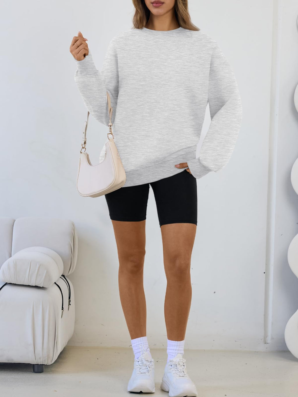 Trendy Queen Sweatshirts for Women Hoodies Oversized Crewneck Tops Sweaters Comfy Fall Winter Outfits Clothes 2026 Fashion