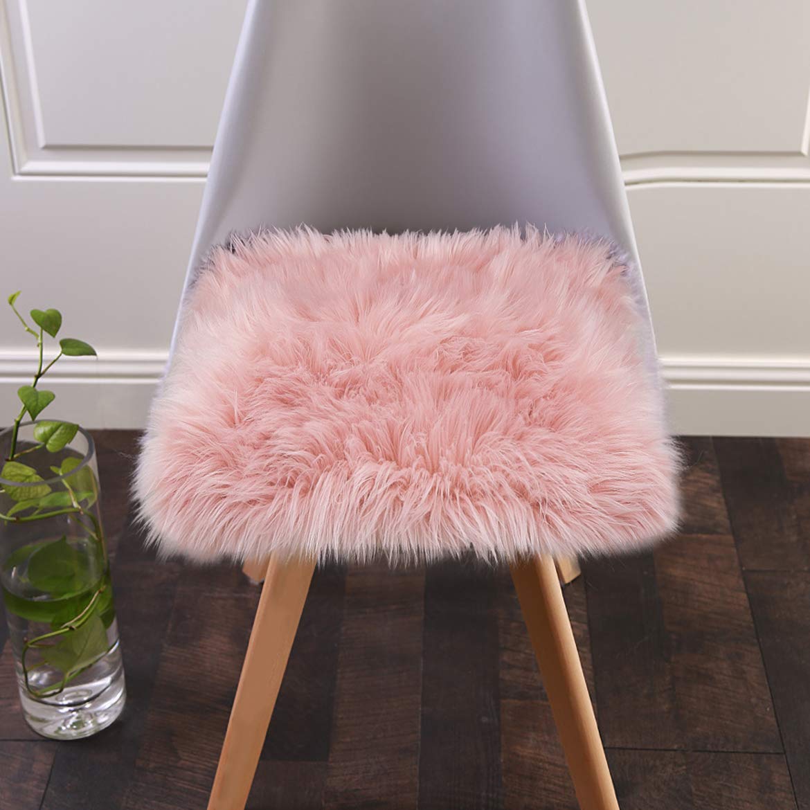 Softlife Black Faux Fur Sheepskin Chair Cover Seats Cushion Pad Super Soft Area Rugs for Living Bedroom Sofa Dorm (1.6ft x 1.6ft)