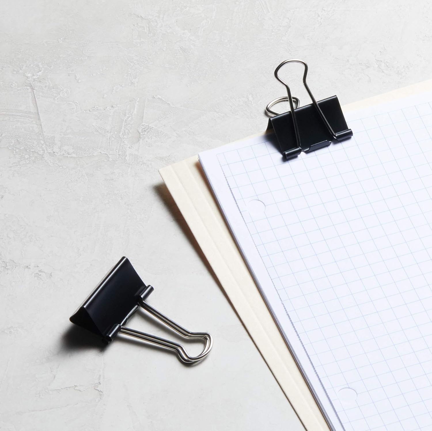 Amazon Basics Sturdy Binder Clips for Office Use, 96 Count, Medium, 1.25 in, Black (Pack of 12)