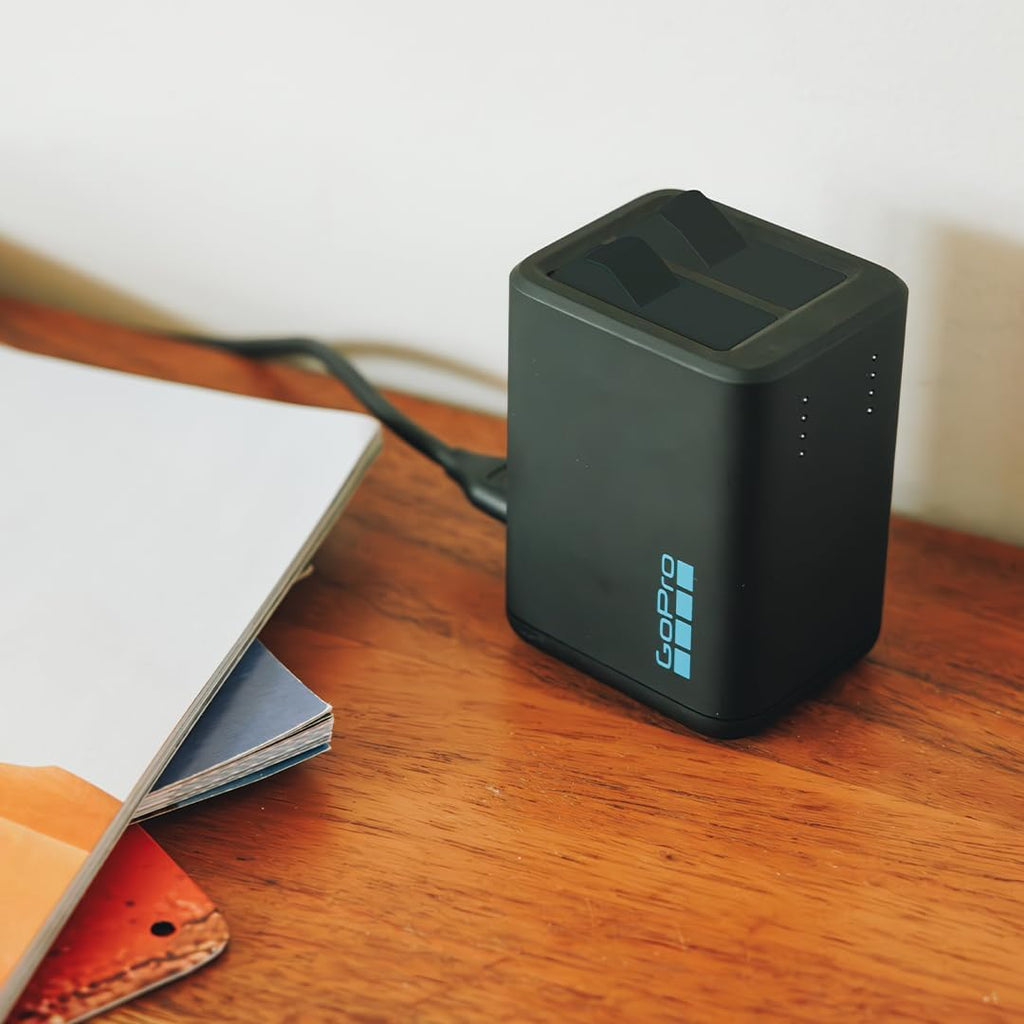 GoPro Dual Battery Charger + 2 Enduro Rechargeable Batteries (HERO13 Black) - Official Accessory