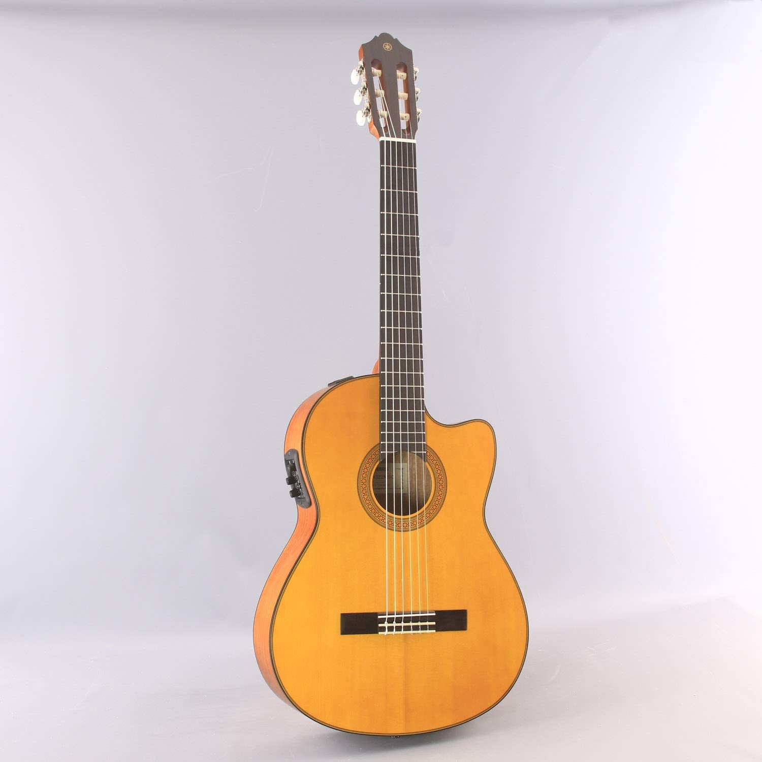 Yamaha CG122MCH Solid Cedar Top Classical Guitar