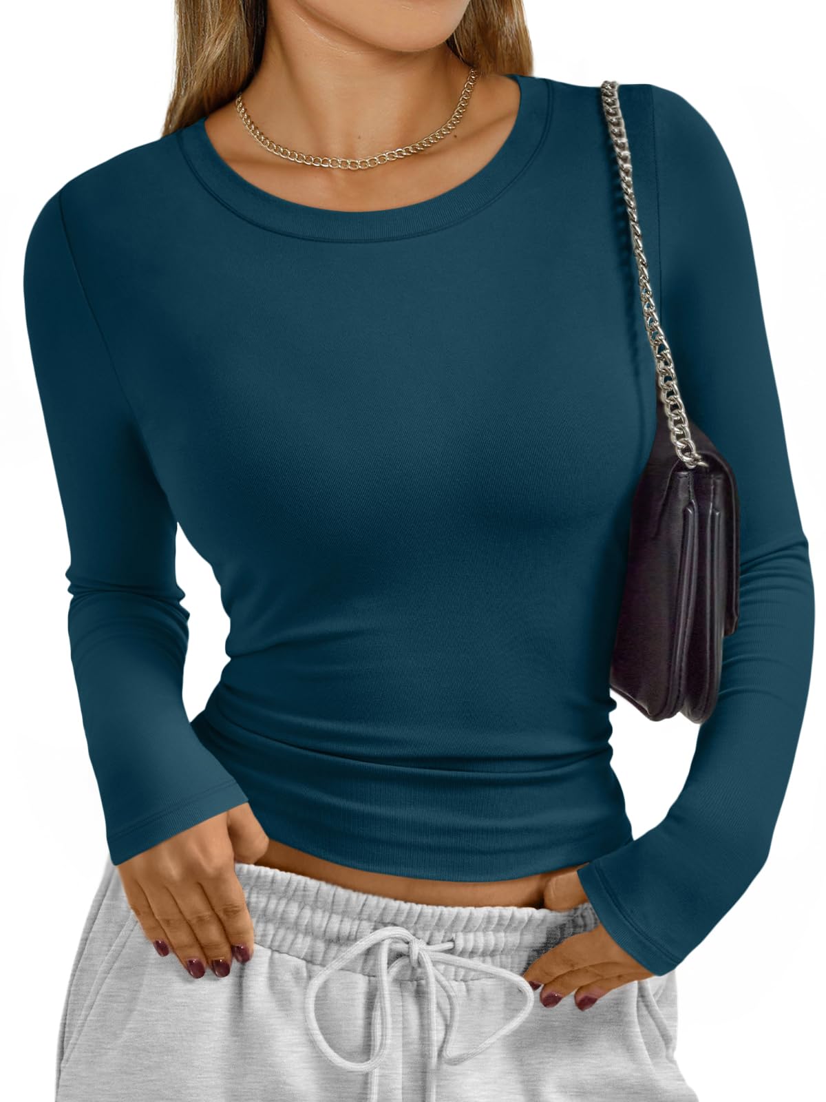 Trendy Queen Womens Long Sleeve T-Shirts Basic Crop Tops 2026 Spring Fashion Outfits Going Out Winter Clothes