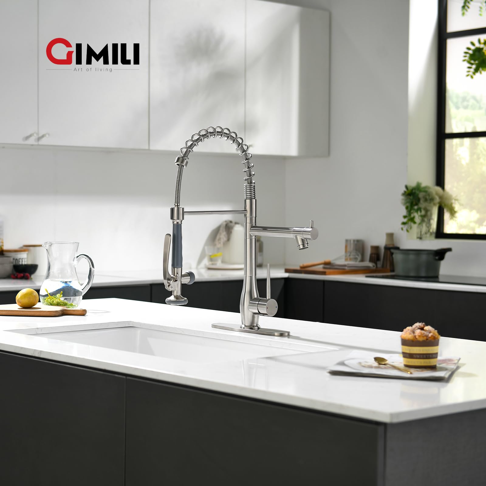 GIMILI Black and Gold Kitchen Faucet with Pull Down Sprayer Single Handle High Pressure Kitchen Sink Faucet Commercial Double-Headed Stainless Steel Kitchen Faucets