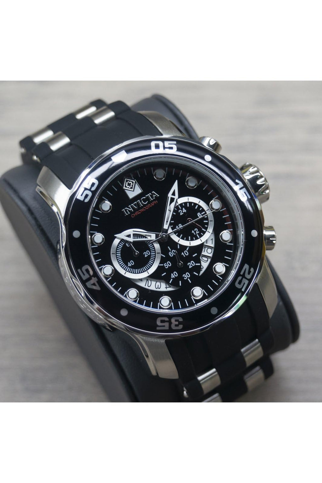Invicta Men's Pro Diver Stainless Steel Quartz Watch