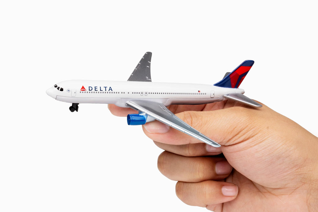 Daron Toy Airplane – Delta Air Lines Airbus A350 – Die-Cast Metal Model Airplane Toy with Plastic Parts for Kids Ages 3+