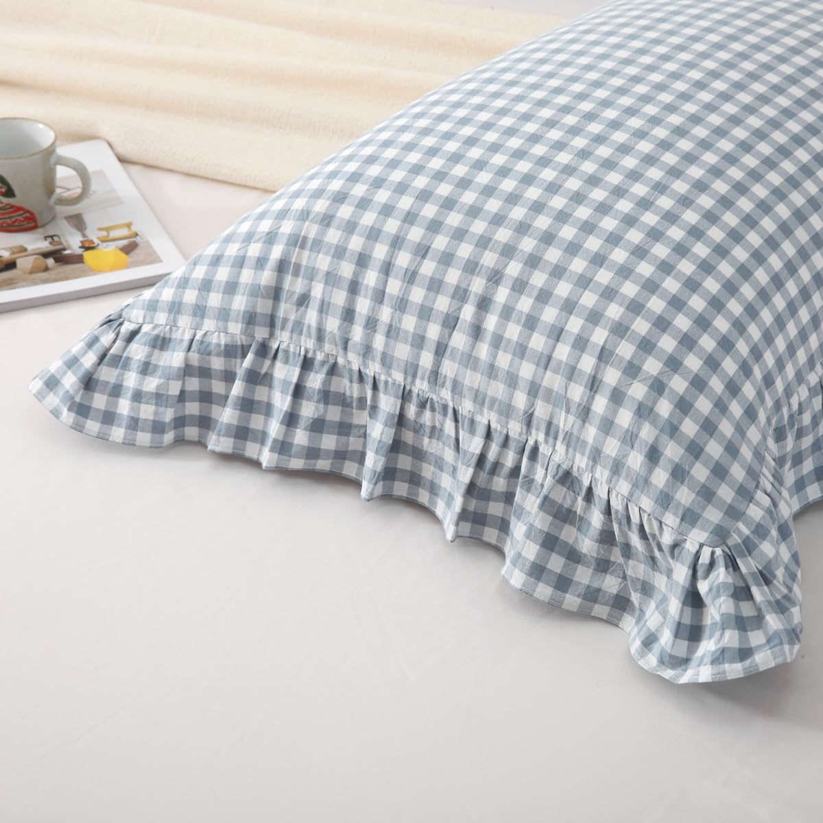 Silnuo Green/White Plaid Ruffled Queen Size Pillow Shams Set of 2,Washed Cotton Shabby Checkered Gingham Farmhouse Bed Pillow Covers 20"x30"