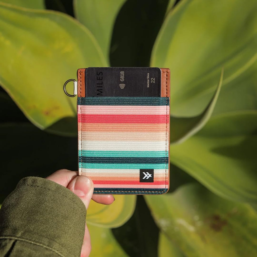 Thread Wallets Ultra Slim Minimalist Leather Card Holder Wallet (Benny)