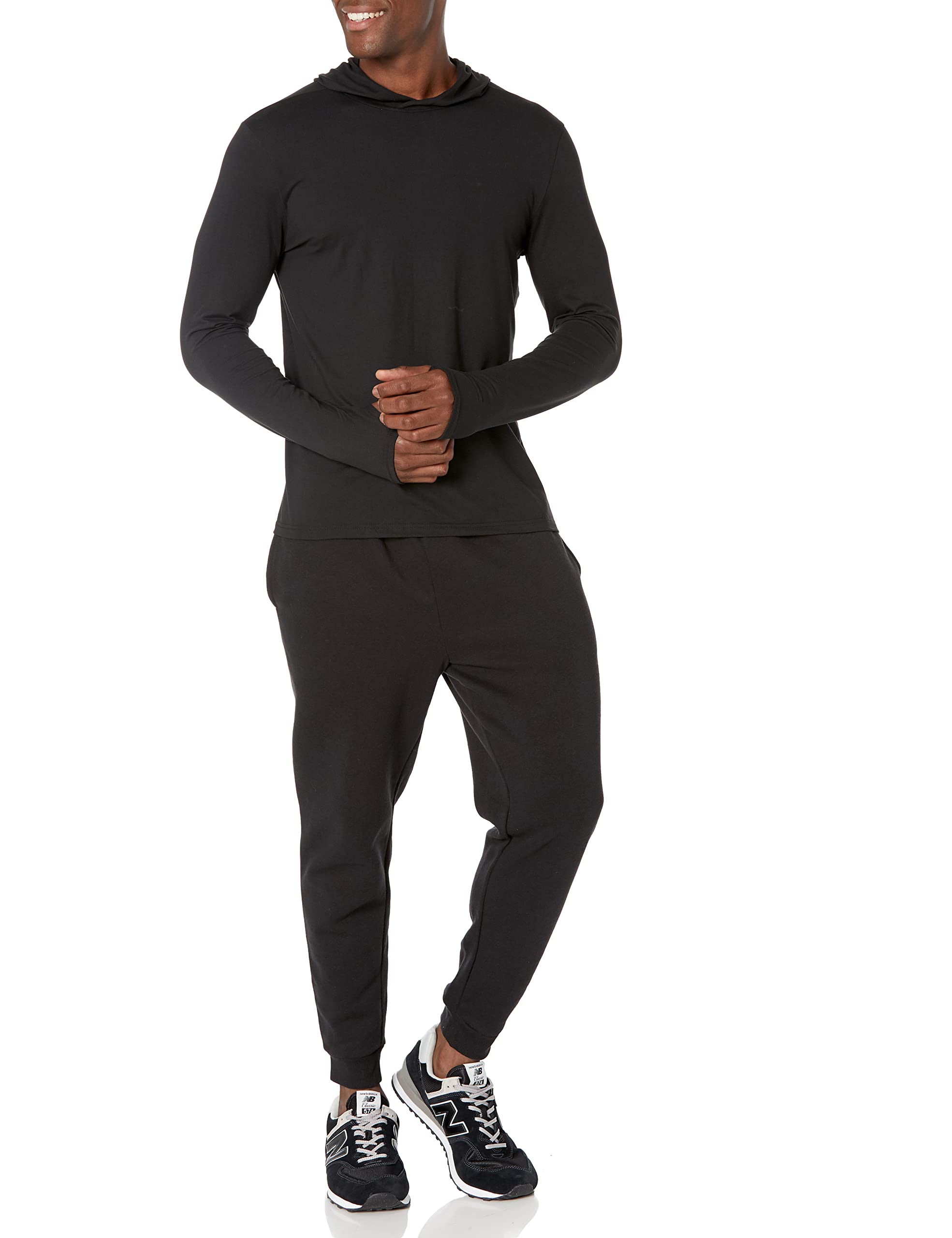 Amazon Essentials Men's Long Sleeve Quick Dry Performance Tech Hooded Workout T-Shirt