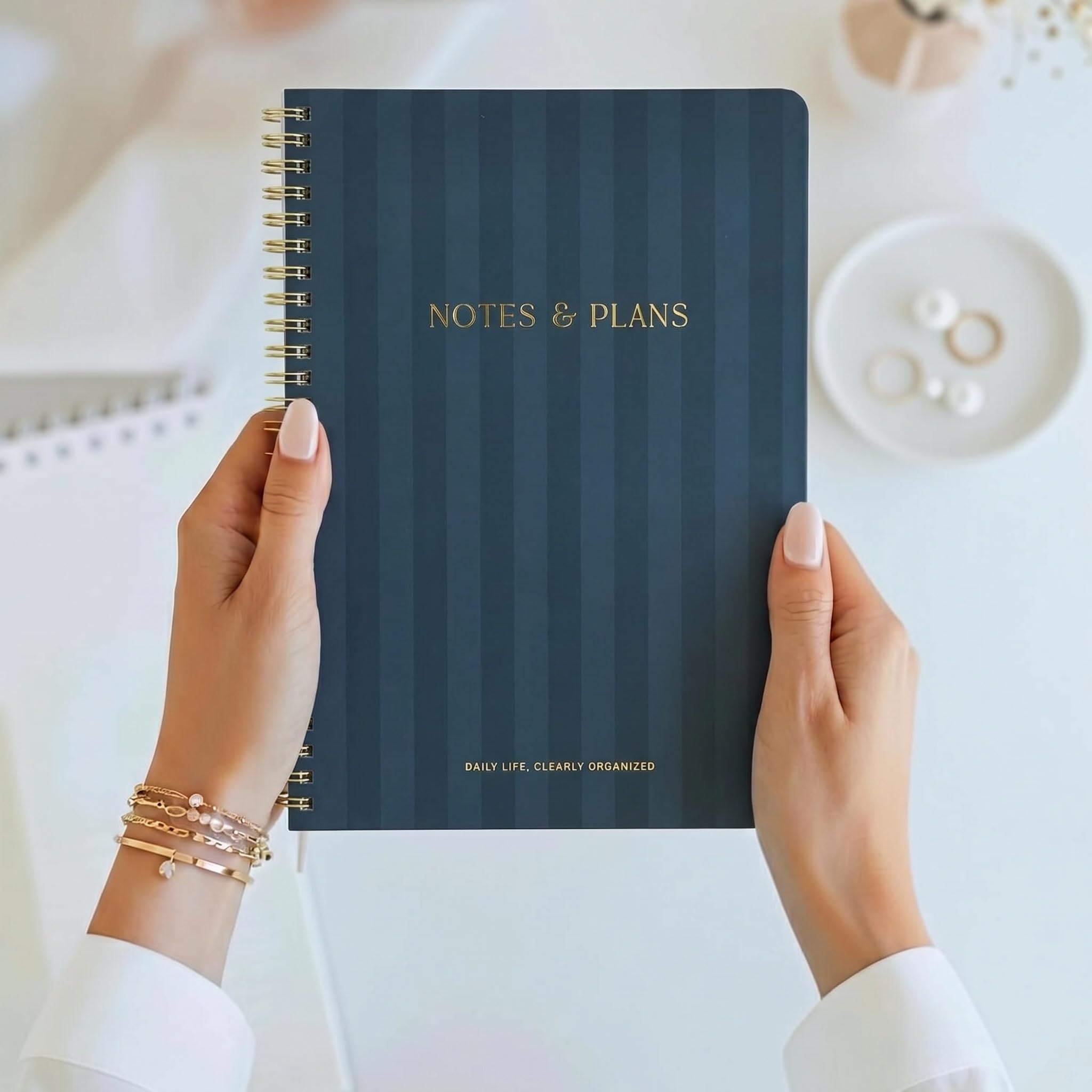 Beautiful Daily Planner And Notebook With Hourly Schedule - Aesthetic Spiral To do List Notepad to Easily Organize Your Tasks And Appointments - Stylish Book And School Or Office Supplies