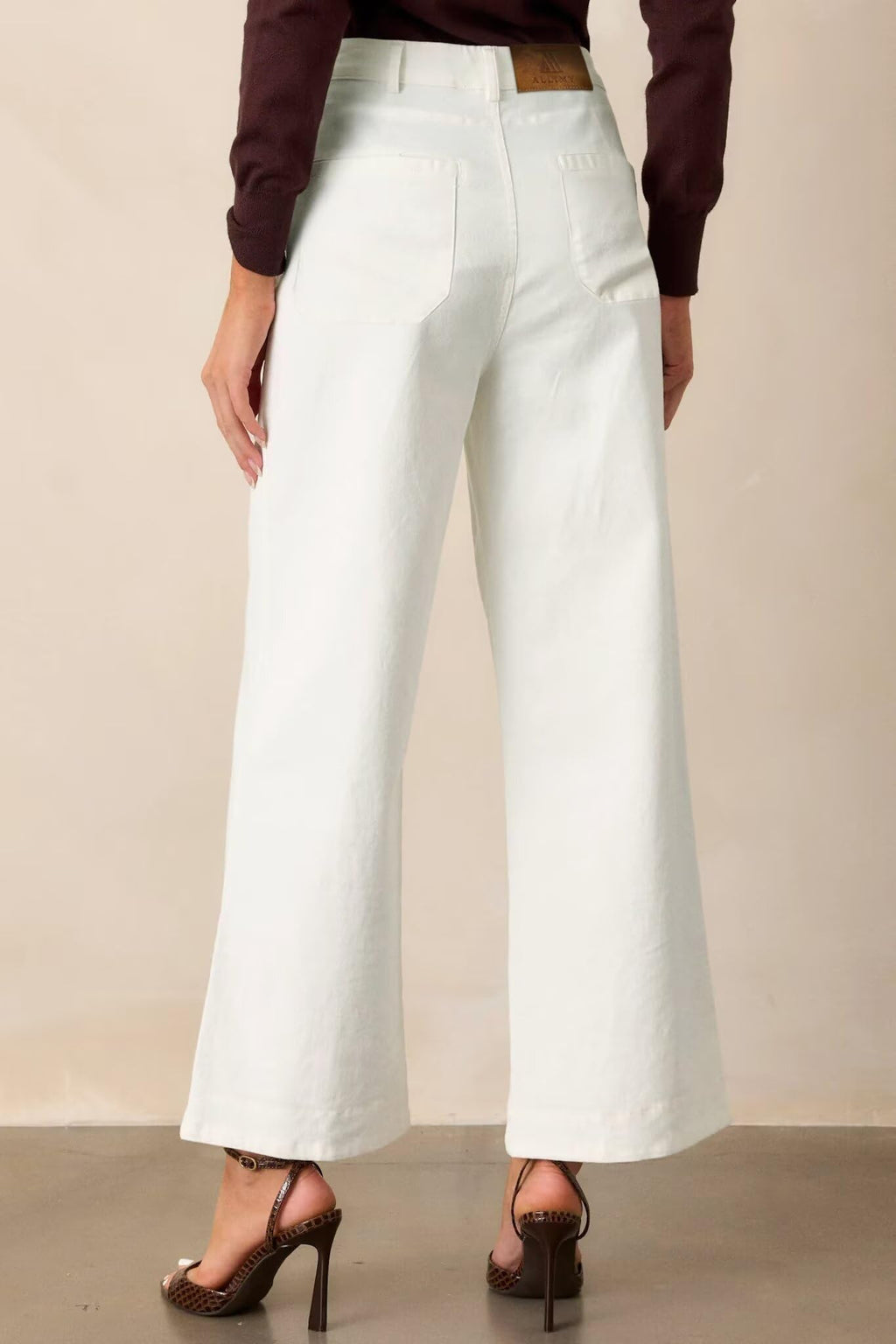 Allimy Women's High Waisted Cropped Wide Leg Jeans Stretchy Loose Denim Pants with Front Patch Pockets