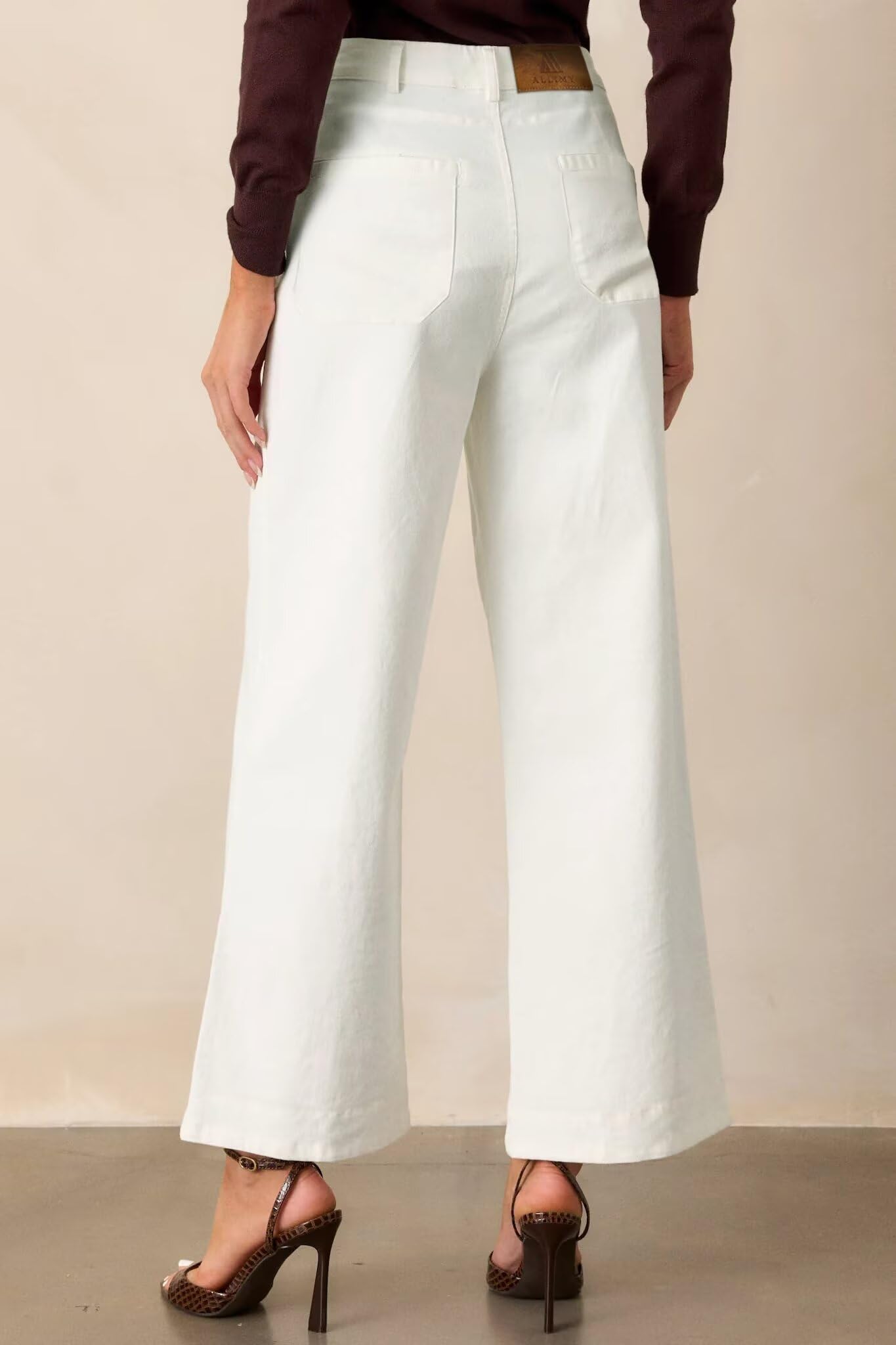 Allimy Women's High Waisted Cropped Wide Leg Jeans Stretchy Loose Denim Pants with Front Patch Pockets
