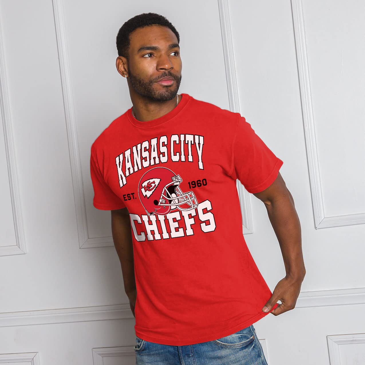 Junk Food Clothing x NFL - Team Helmet - Short Sleeve Fan Shirt for Men and Women - Officially Licensed NFL Apparel