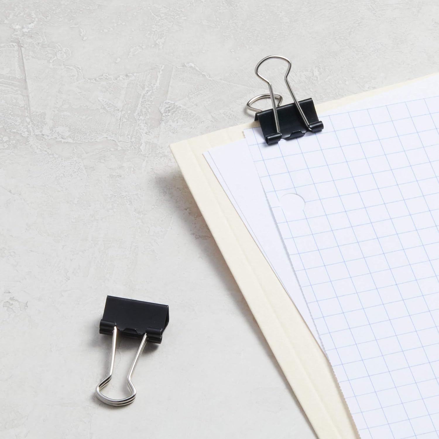 Amazon Basics Sturdy Binder Clips for Office Use, 96 Count, Medium, 1.25 in, Black (Pack of 12)