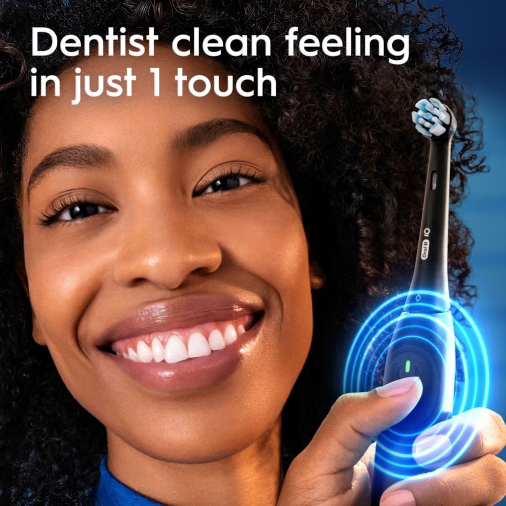 Oral-B Rechargeable Electric Toothbrush, iO2 Starter Kit, 3 Cleaning Modes, Automatic Pressure Sensor to Protect Gums, 2 Brush Heads, Forest Green