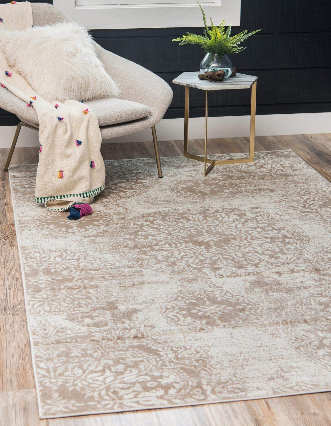 Unique Loom Sofia Collection Area Rug - Grand (2' 2" x 3' 1" Rectangle, Beige/ Ivory)