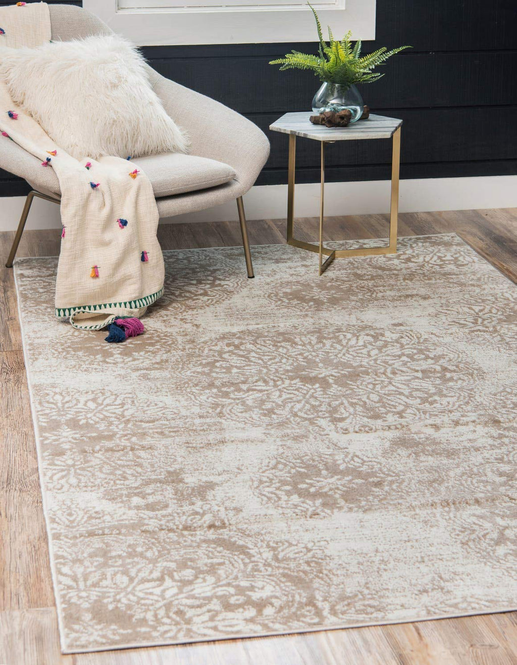 Unique Loom Sofia Collection Area Rug - Grand (2' 2" x 3' 1" Rectangle, Beige/ Ivory)