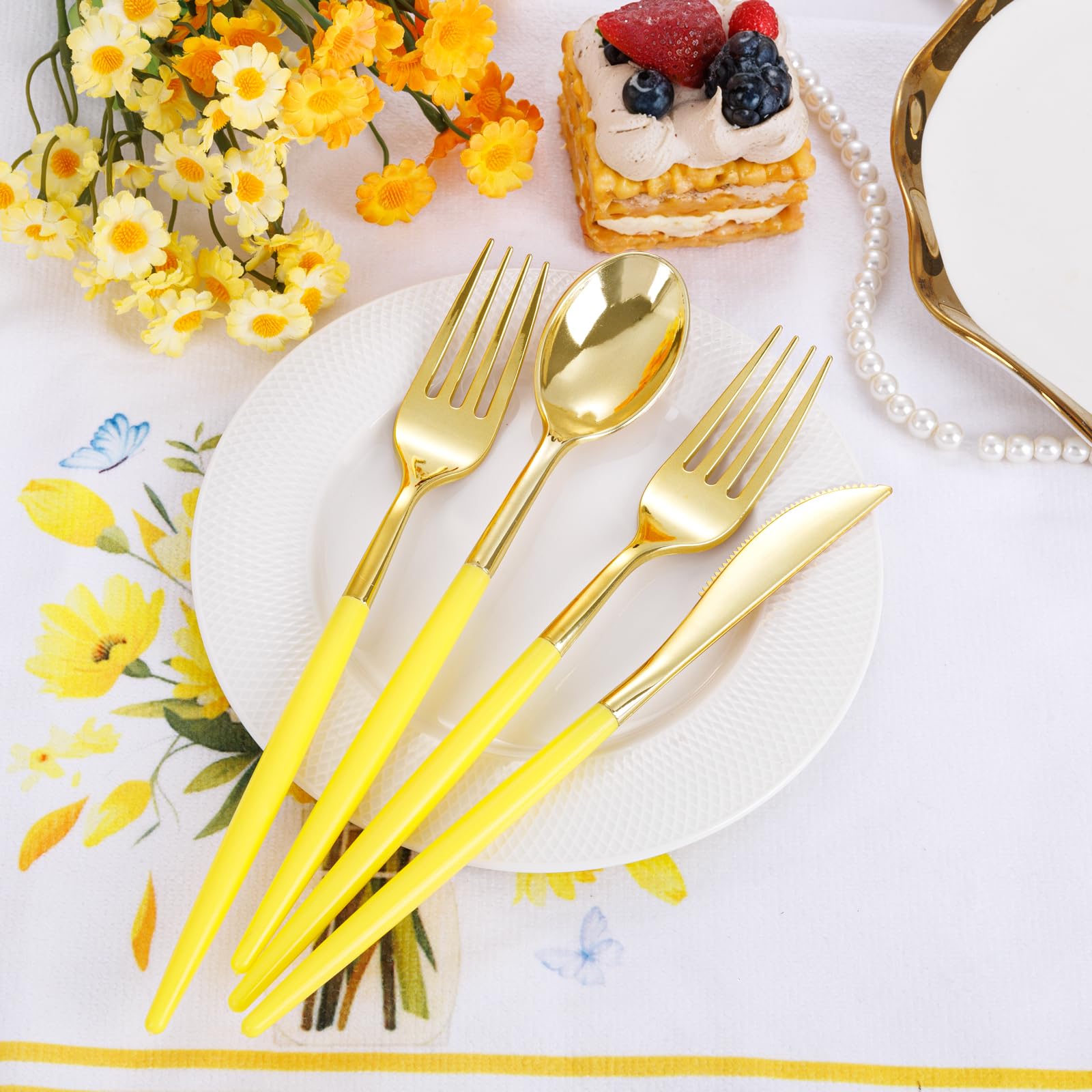 Supernal 102 Pcs Black and Gold Plastic Silverware Set,Heavy Duty Gold Disposable Cutlery for 34 Guests (34 Forks,34 Spoons,34 Knives),Elegant Plastic Flatware for Weddings,Parties & Upscale Events