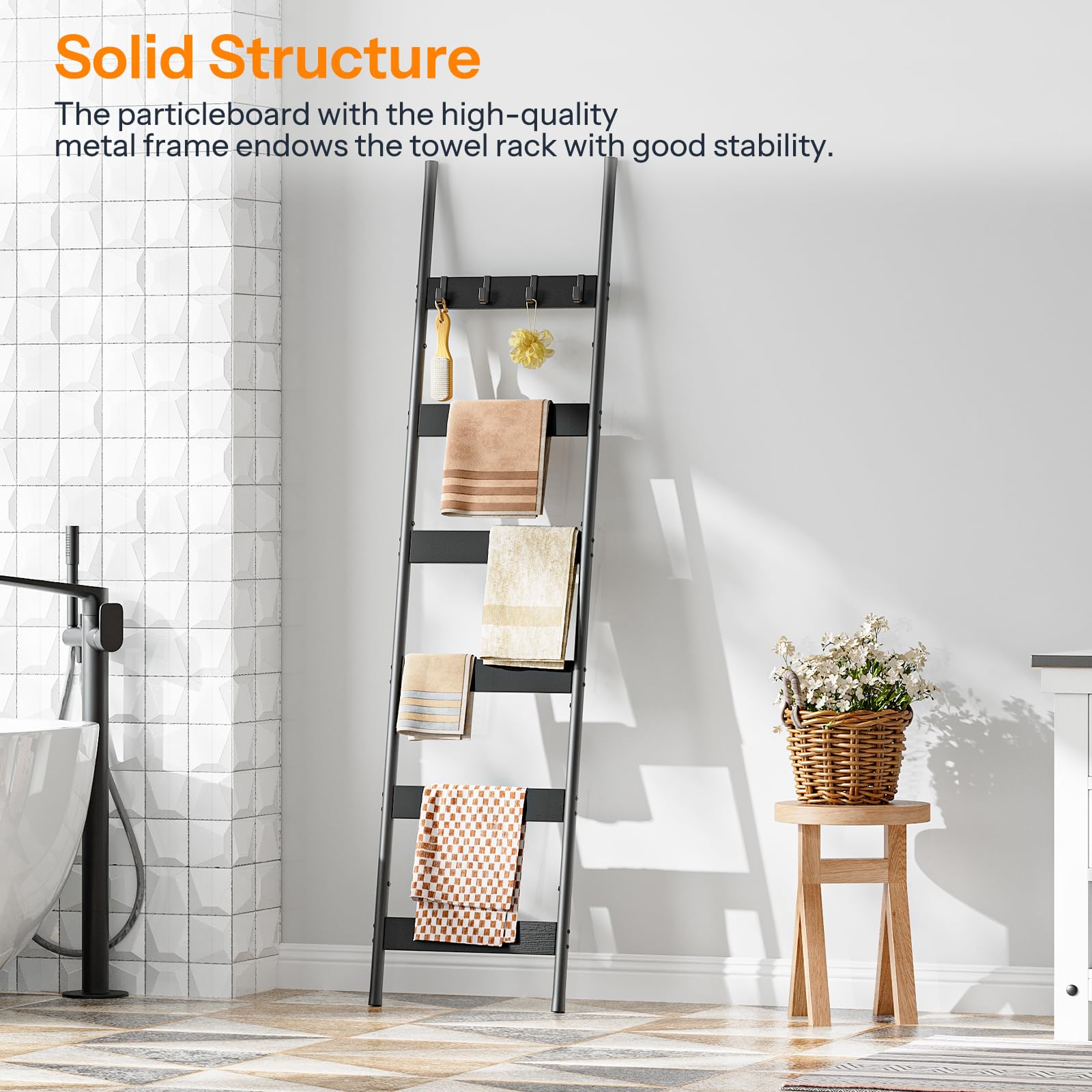 HOOBRO Blanket Ladder, 5-Tier Towel Rack with Hooks, Wall-Leaning Blanket Rack, Decorative Display Ladder Shelf, Scarves, Industrial, Living Room, Bedroom, Black BB52CJ01