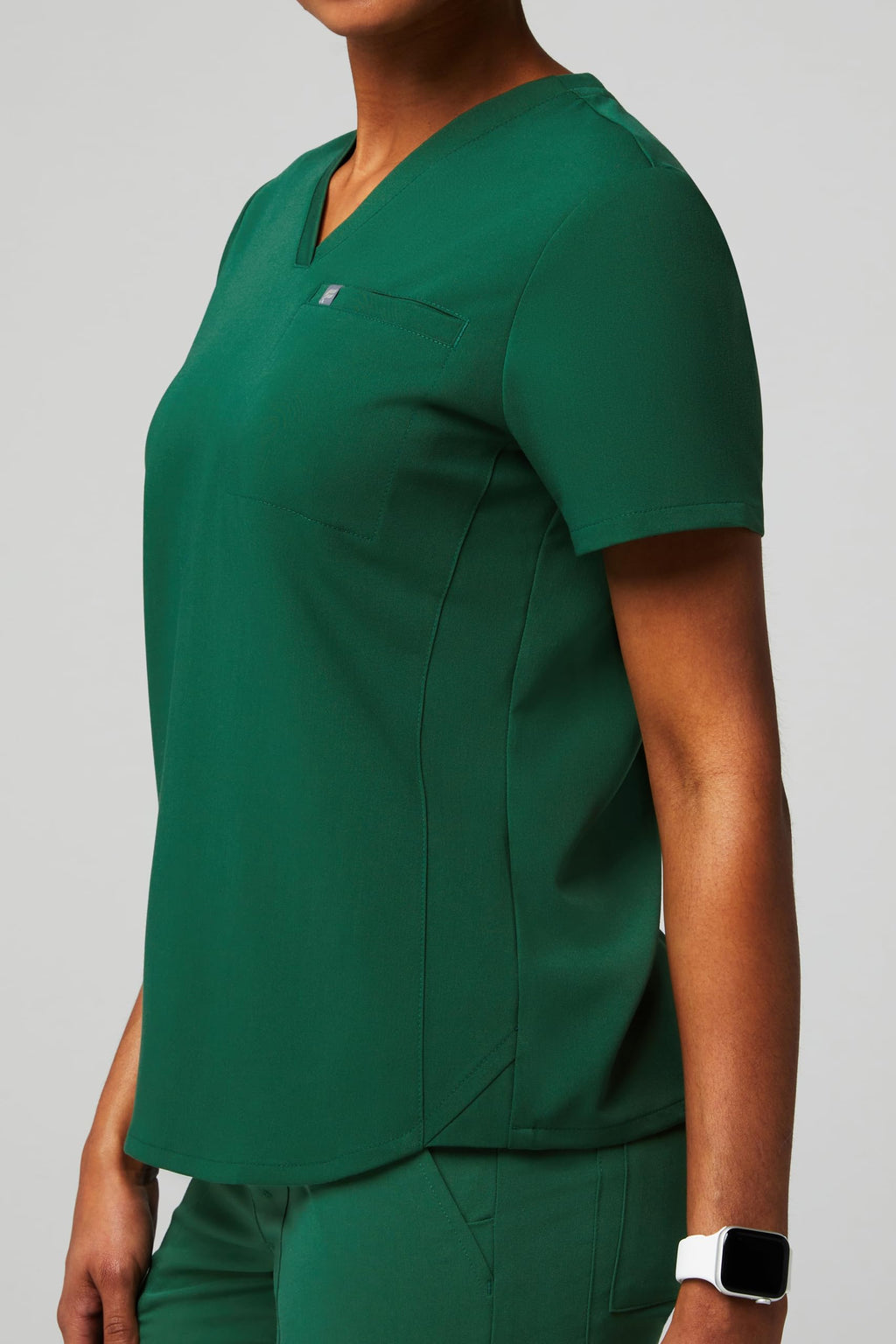 Fabletics Women's Vital 1-Pocket Scrub Top - MotionTech, Wrinkle-Resist, Chest Pocket, Anti-Shrink, Semi-Slim Fit