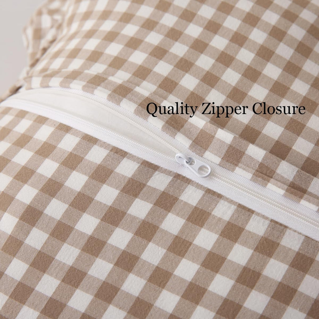 Silnuo Green/White Plaid Ruffled Queen Size Pillow Shams Set of 2,Washed Cotton Shabby Checkered Gingham Farmhouse Bed Pillow Covers 20"x30"