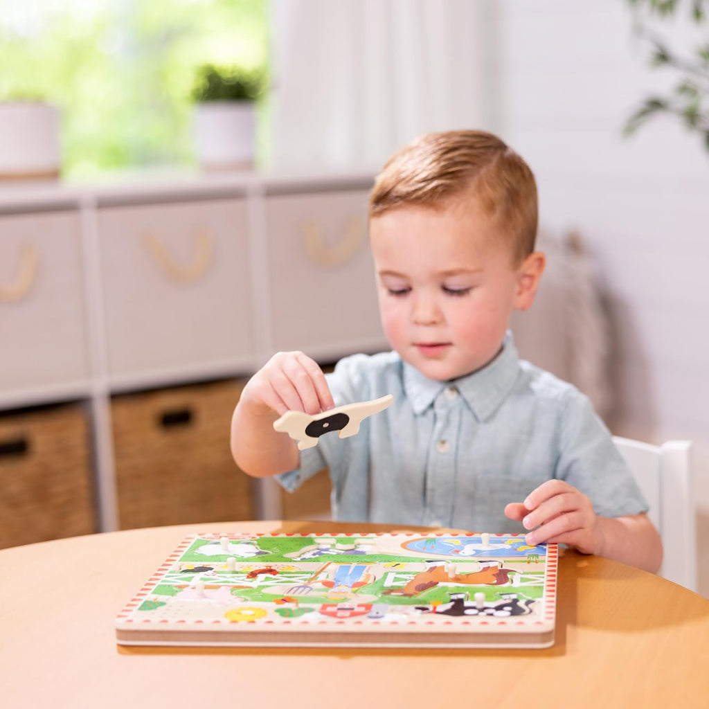 Melissa & Doug Old MacDonald's Farm Song Puzzle – 8-Piece Wooden Peg Puzzle with Light-Activated Sounds, Music Learning Toy for Toddlers and Preschoolers Ages 2+
