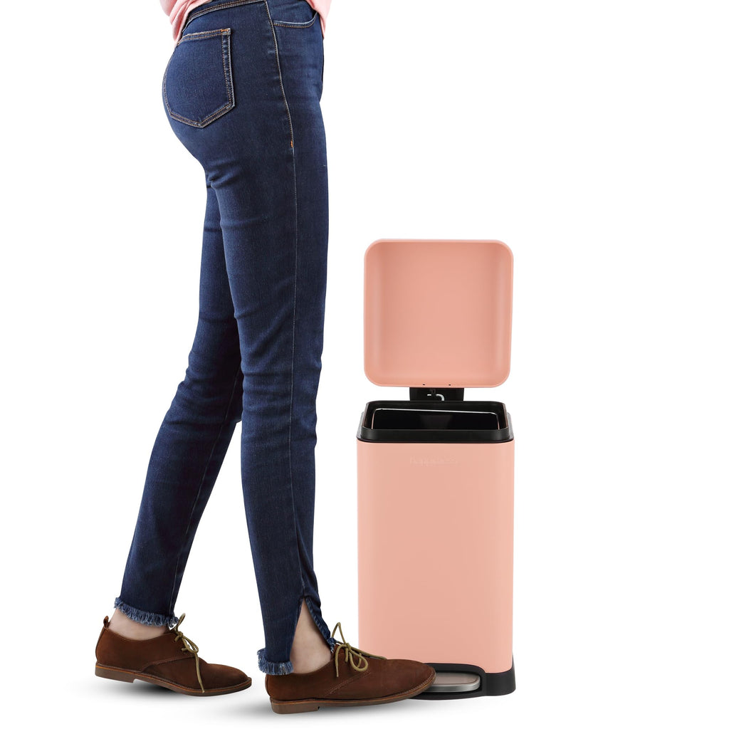 happimess HPM1012B Betty Retro Mini 3.2-Gallon Step-Open Trash Can with Soft-Close Lid, Modern, Minimalistic, Fingerprint Proof for Home, Kitchen, Laundry Room, Office, Bedroom, Bathroom, Black