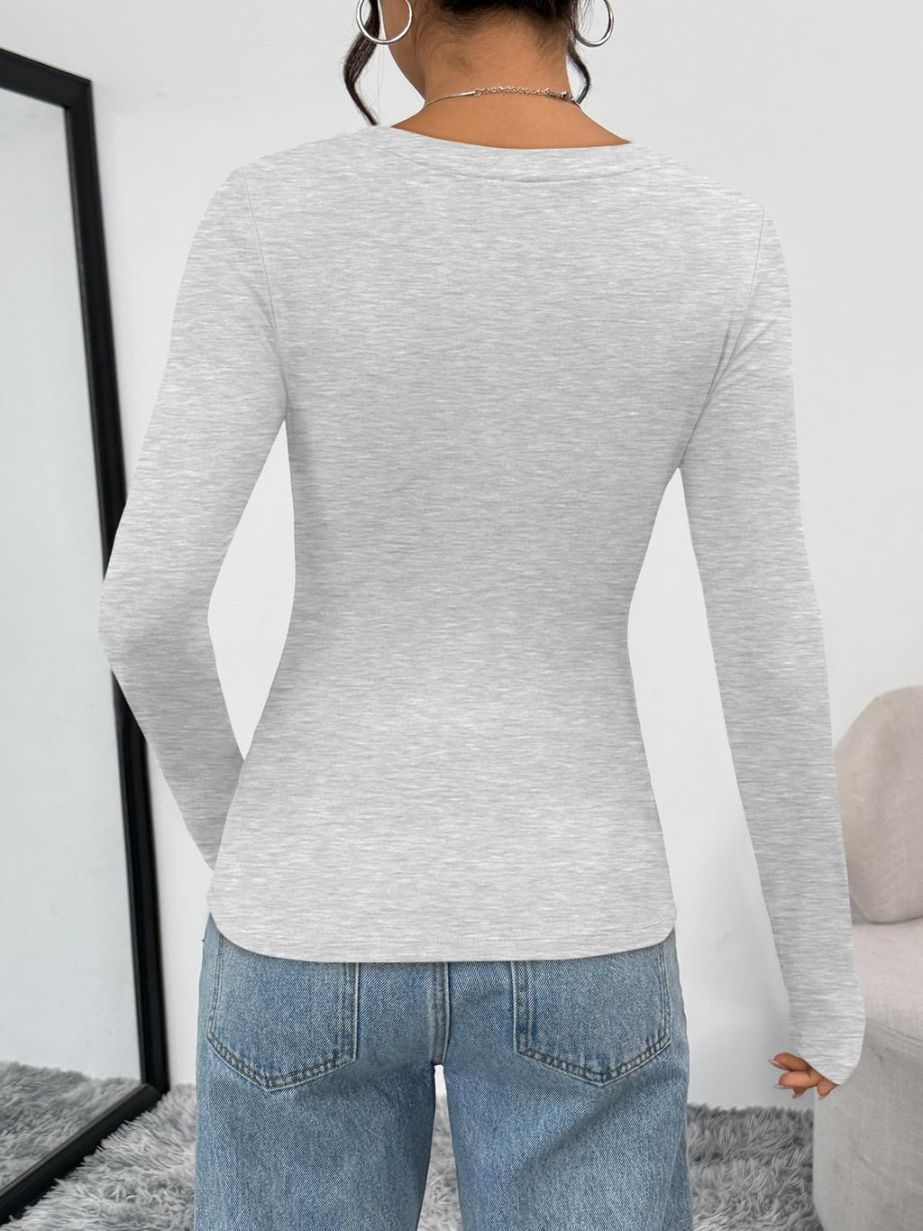 Trendy Queen Womens Long Sleeve T-Shirts Basic Crop Tops 2026 Spring Fashion Outfits Going Out Winter Clothes