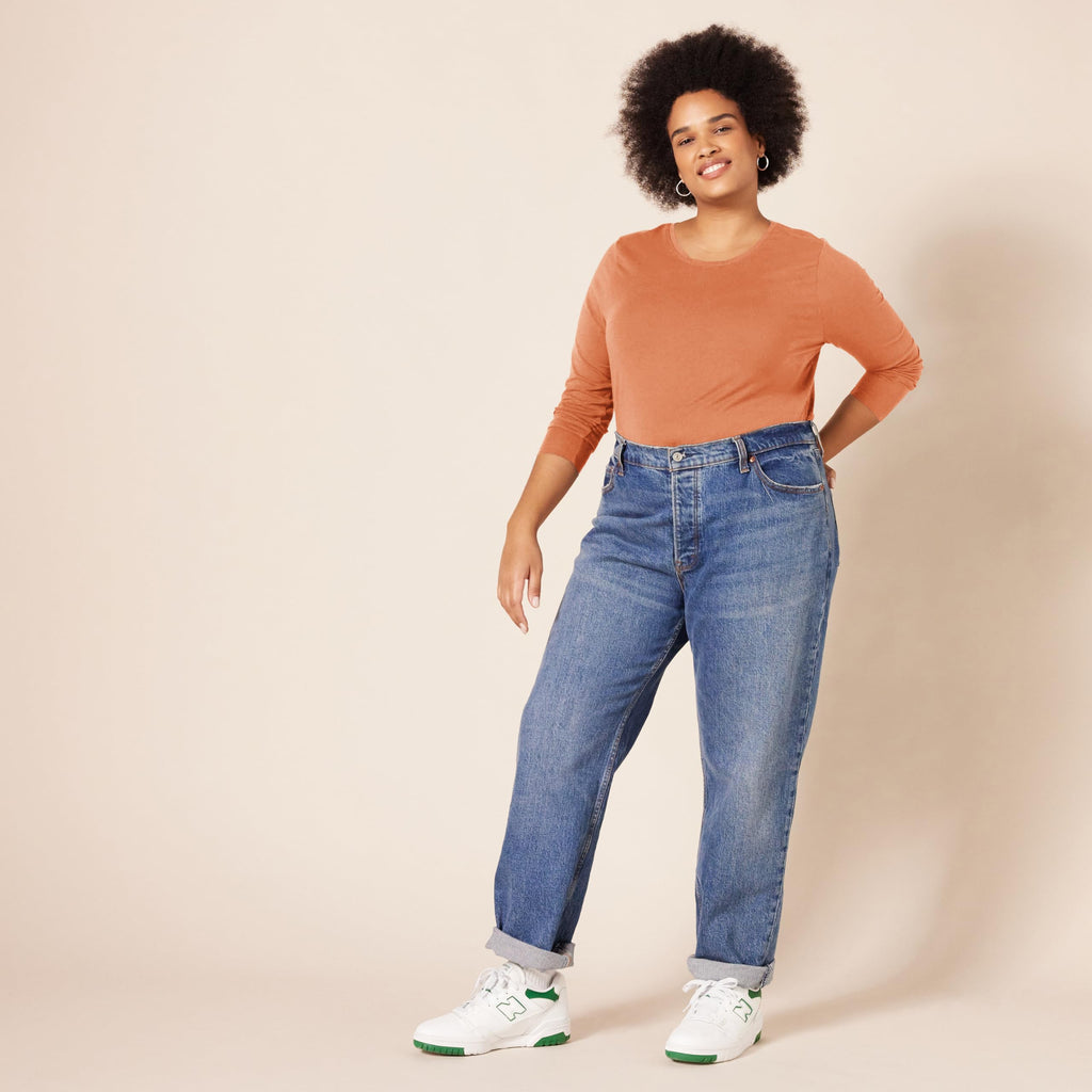 Amazon Essentials Women's Regular-Fit Long-Sleeve Crewneck T-Shirt (Available in Plus Size)